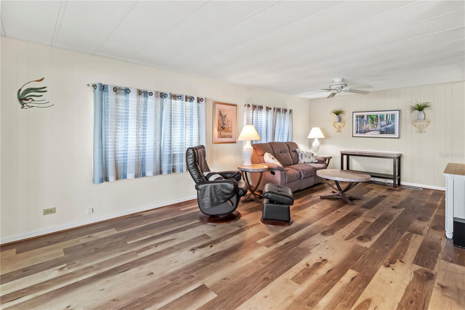 Image 24 of 47 For 808 53rd Avenue E 184j