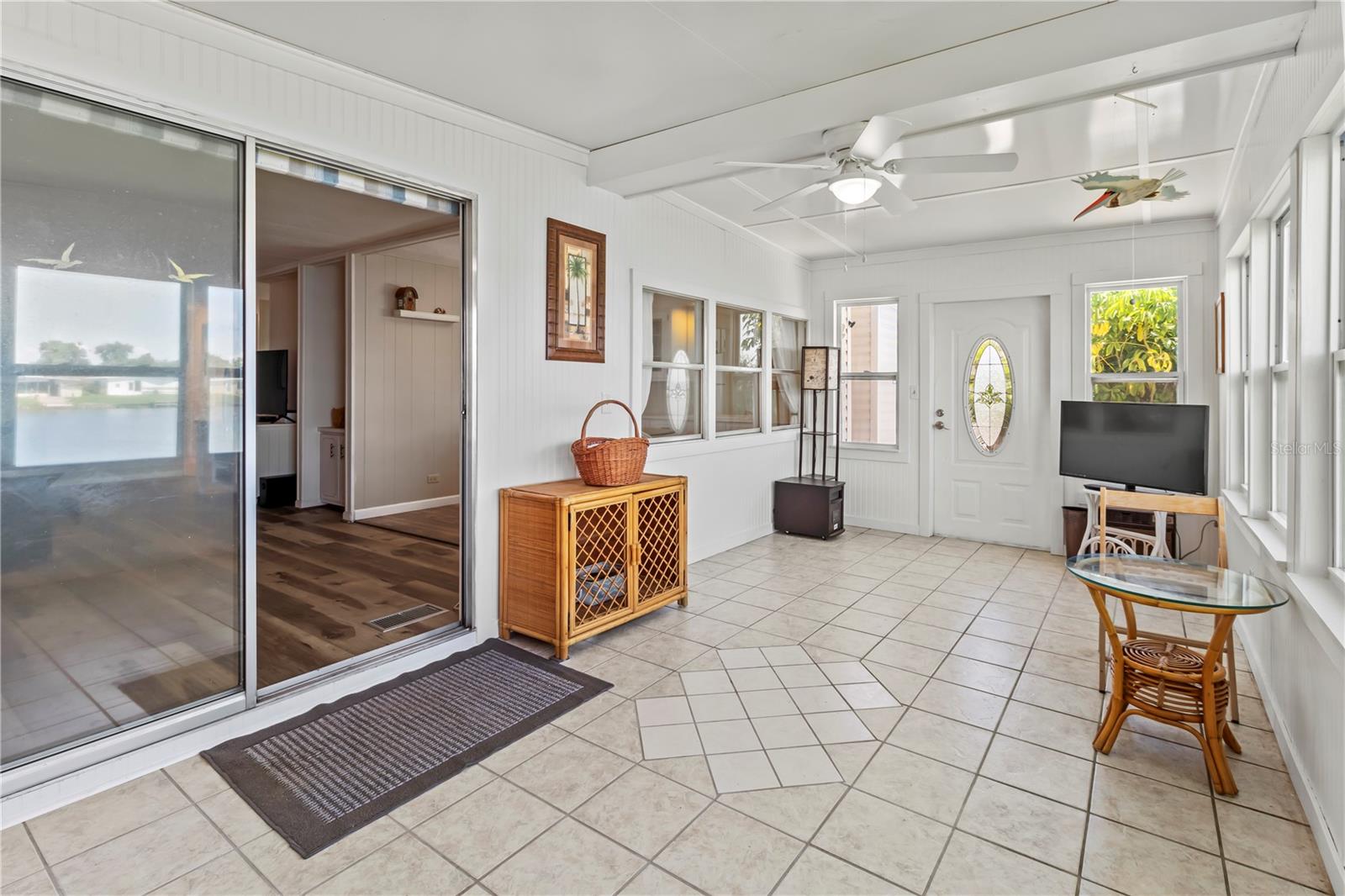 Image 31 of 47 For 808 53rd Avenue E 184j