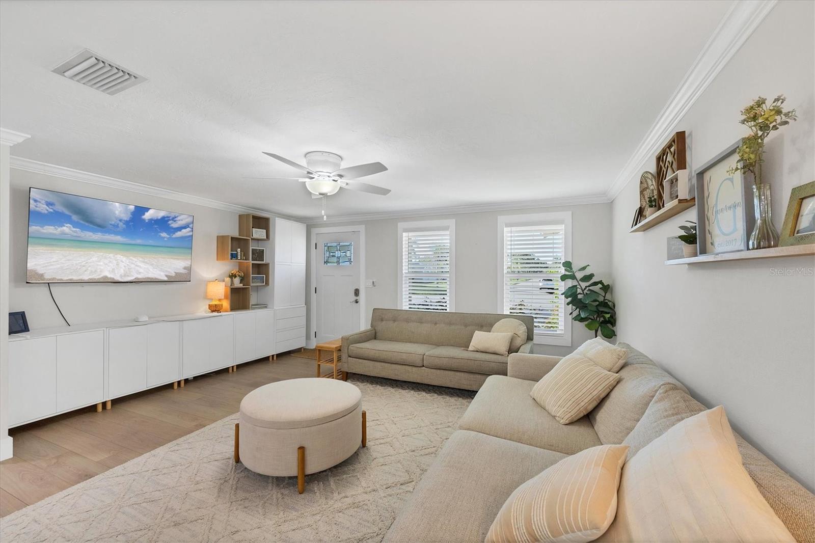 Image 5 of 23 For 3902 Cochise Terrace