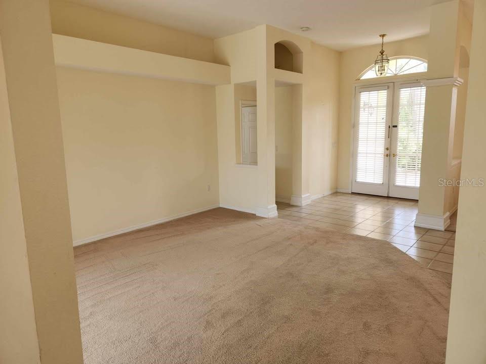 Image 3 of 14 For 5282 Far Oak Cir