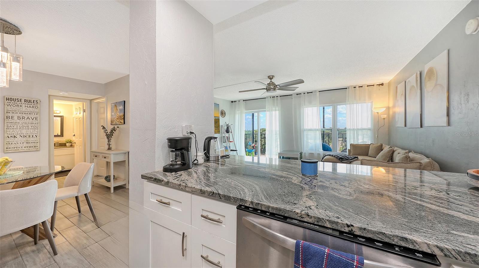 Image 16 of 53 For 2901 26th Street W 601