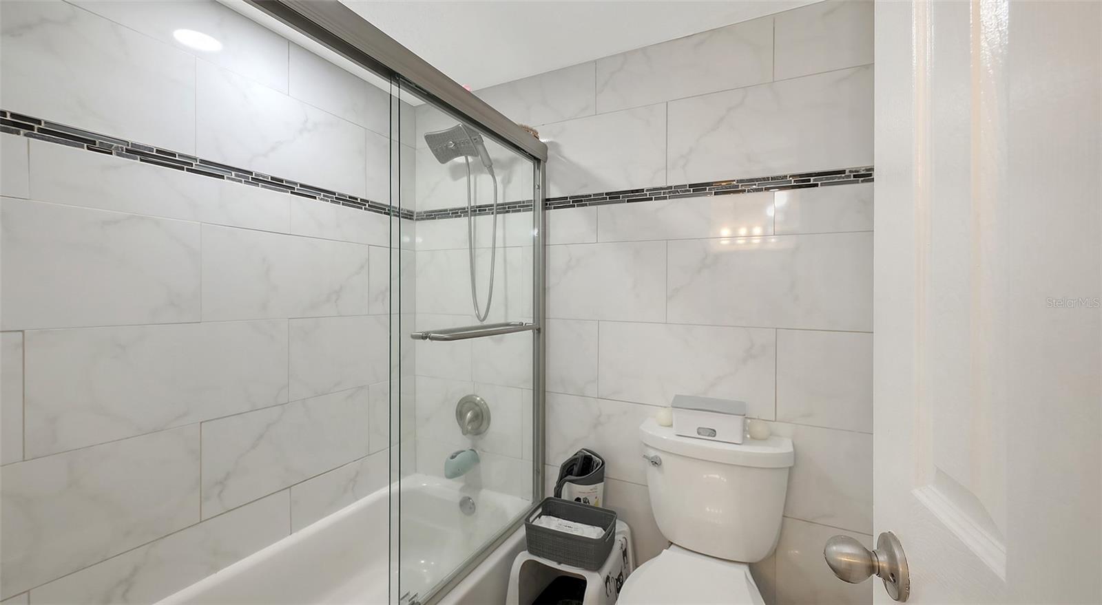 Image 25 of 53 For 2901 26th Street W 601