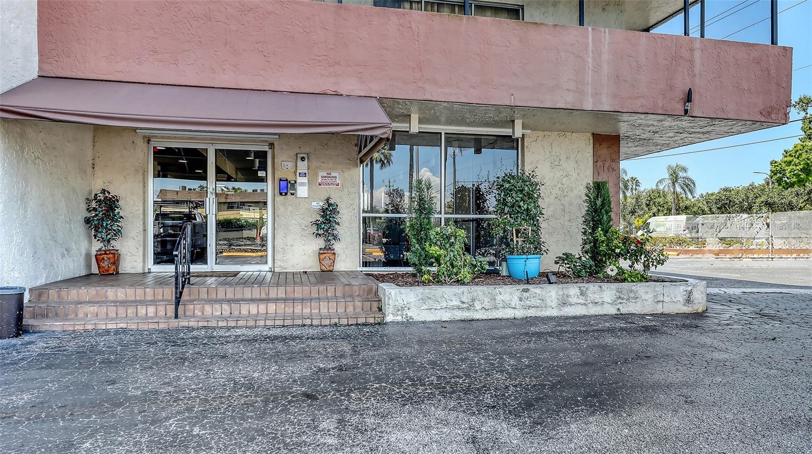 Image 32 of 53 For 2901 26th Street W 601