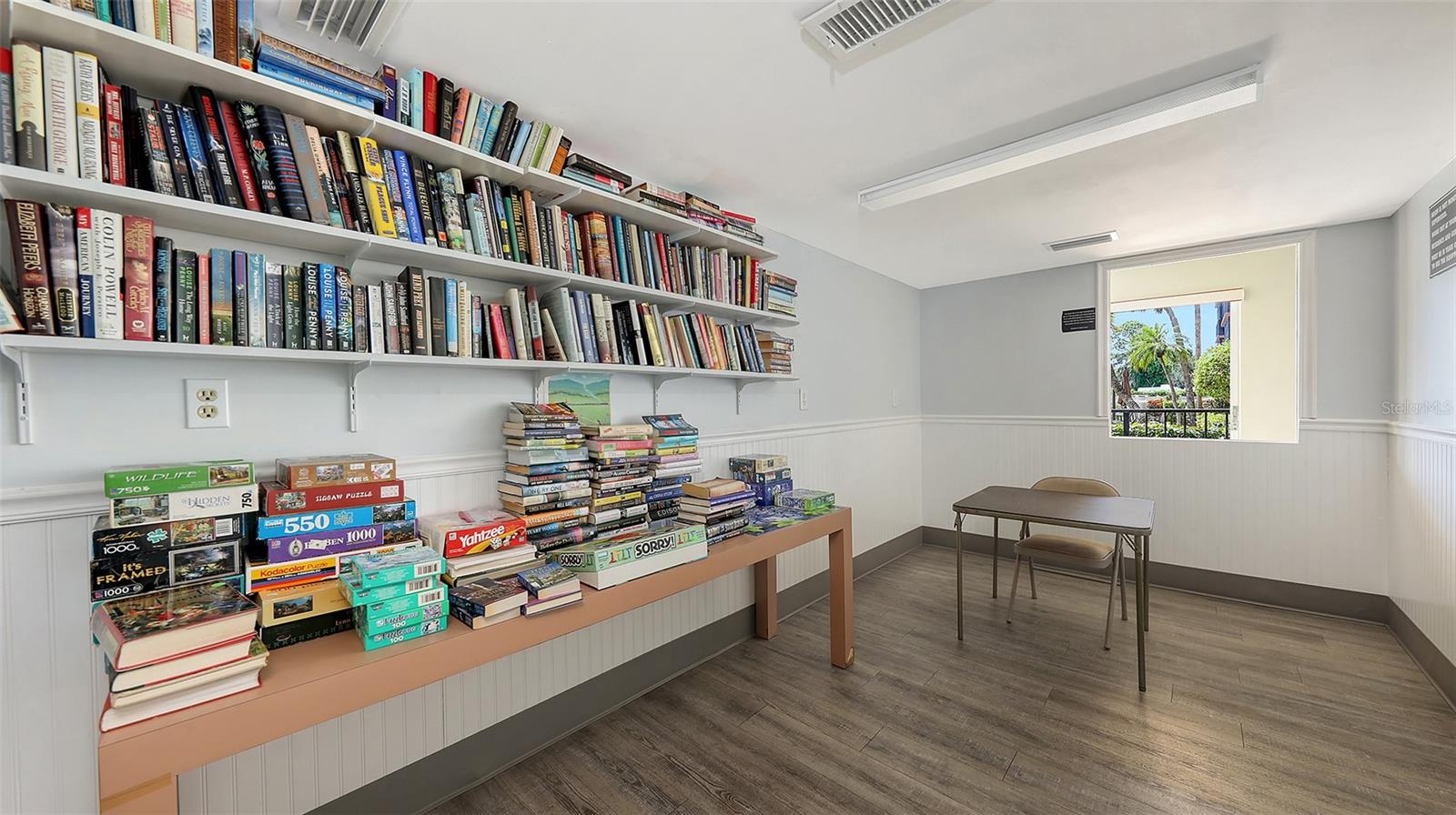Image 34 of 53 For 2901 26th Street W 601