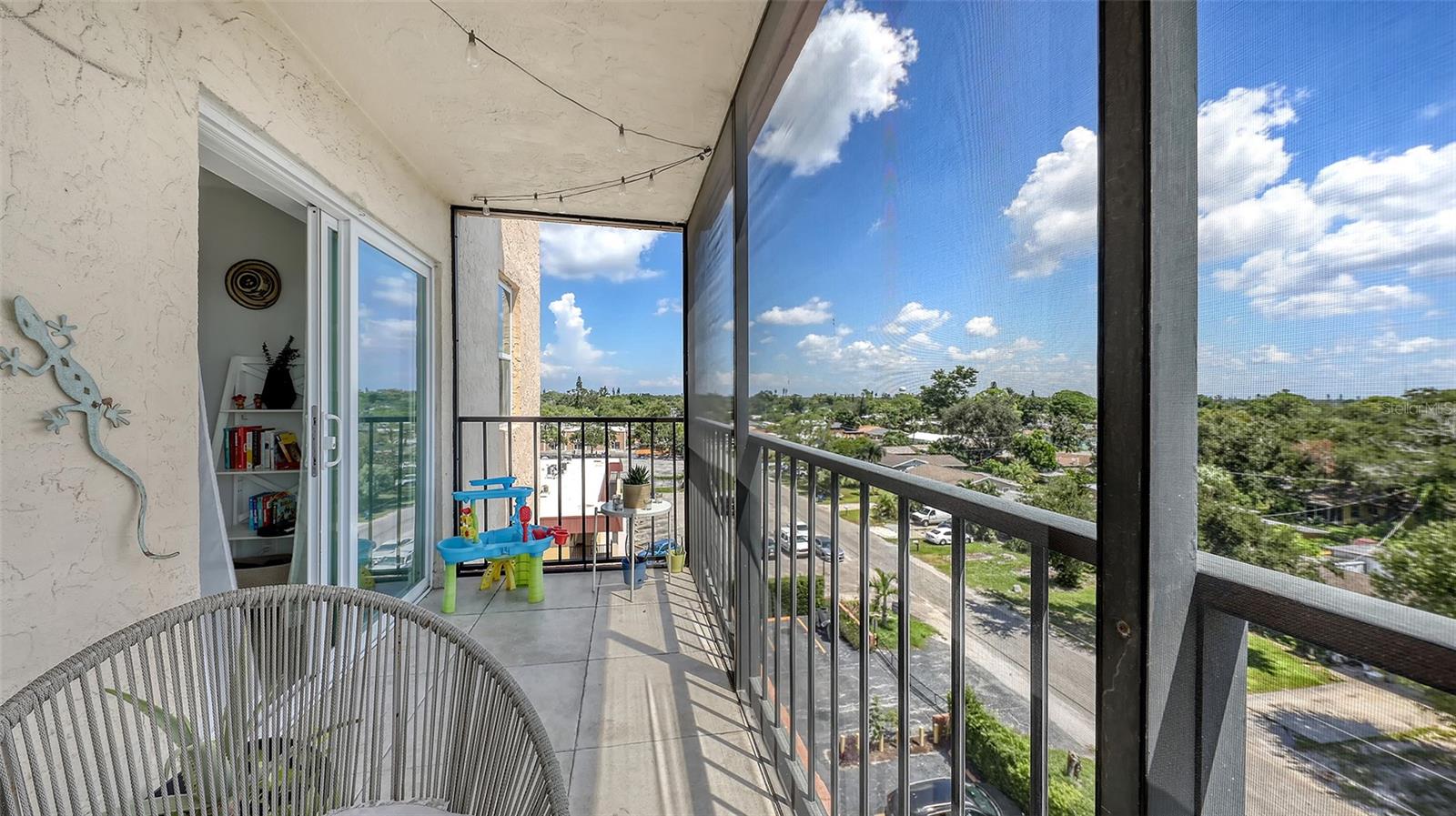 Image 8 of 53 For 2901 26th Street W 601