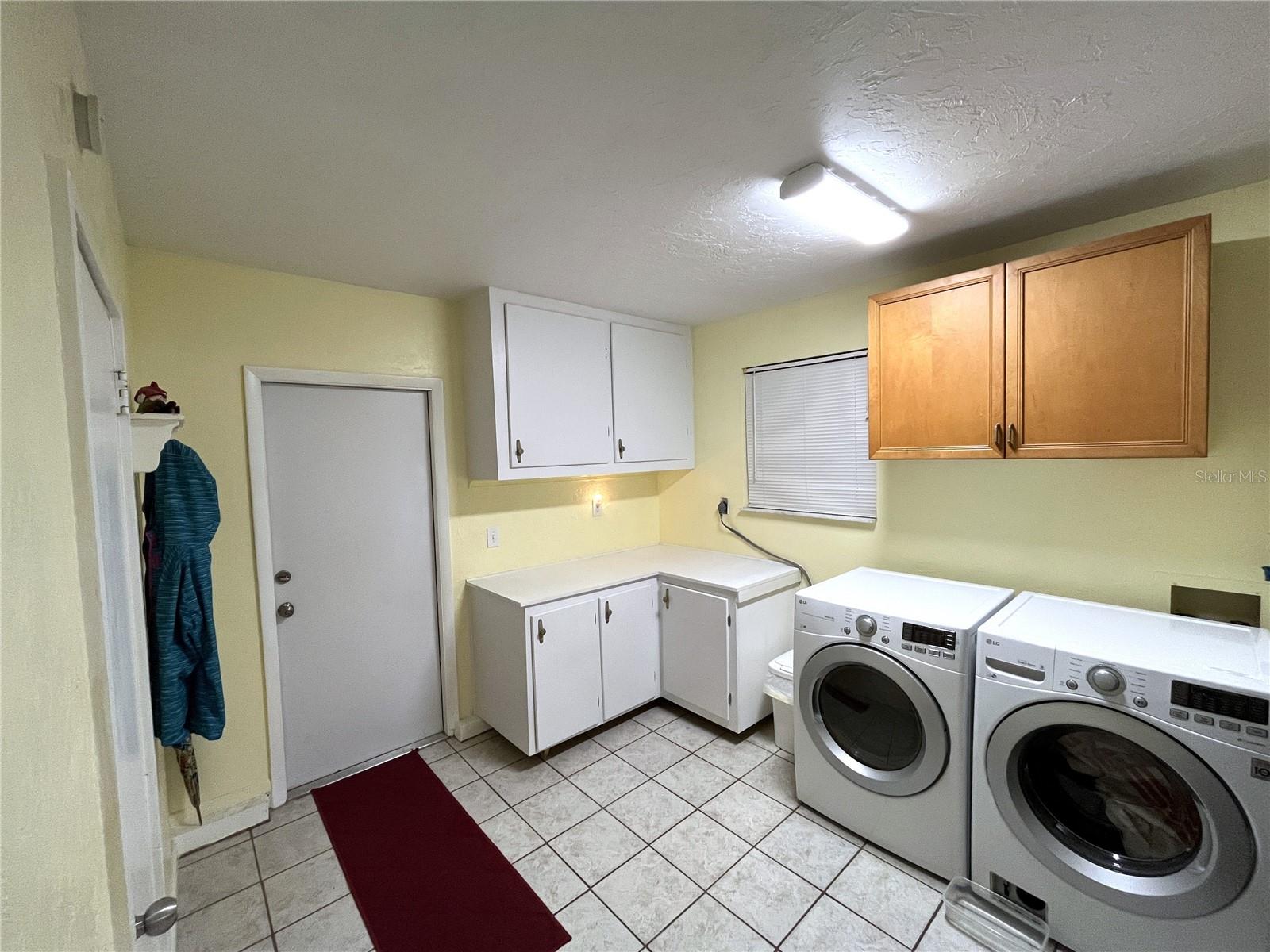 Image 17 of 31 For 6016 45th Avenue Drive W
