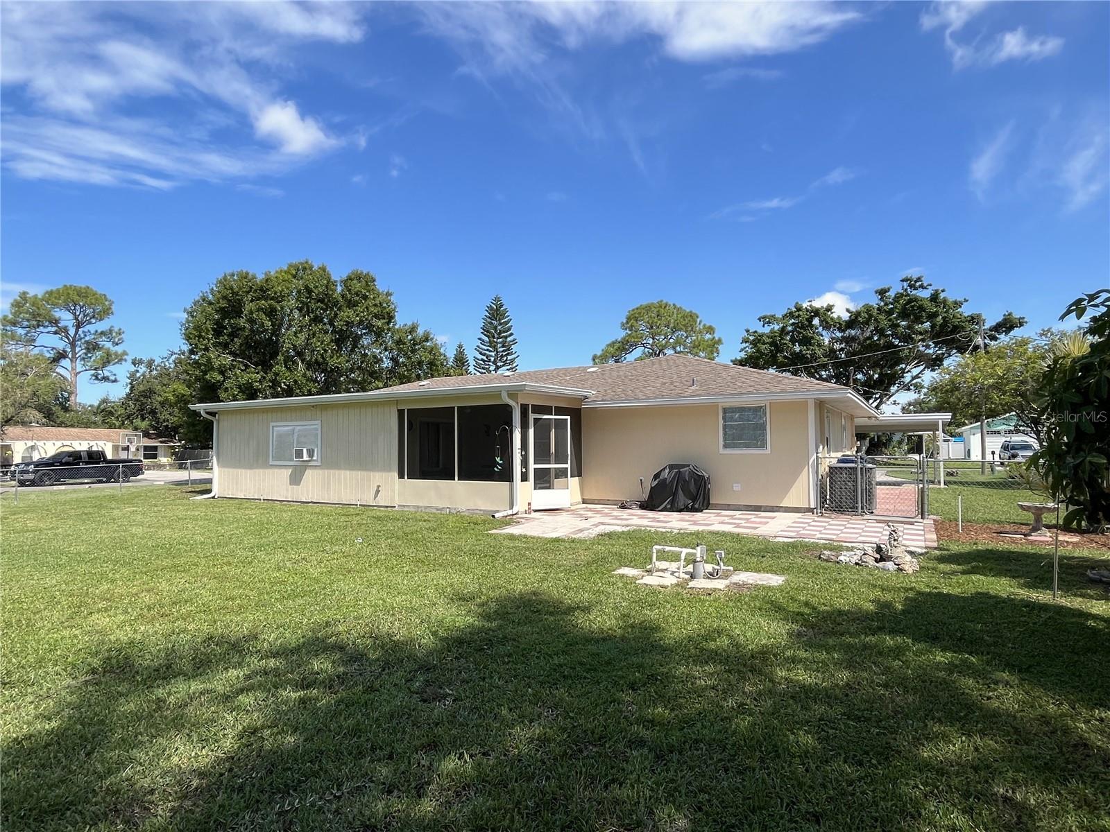 Image 3 of 31 For 6016 45th Avenue Drive W