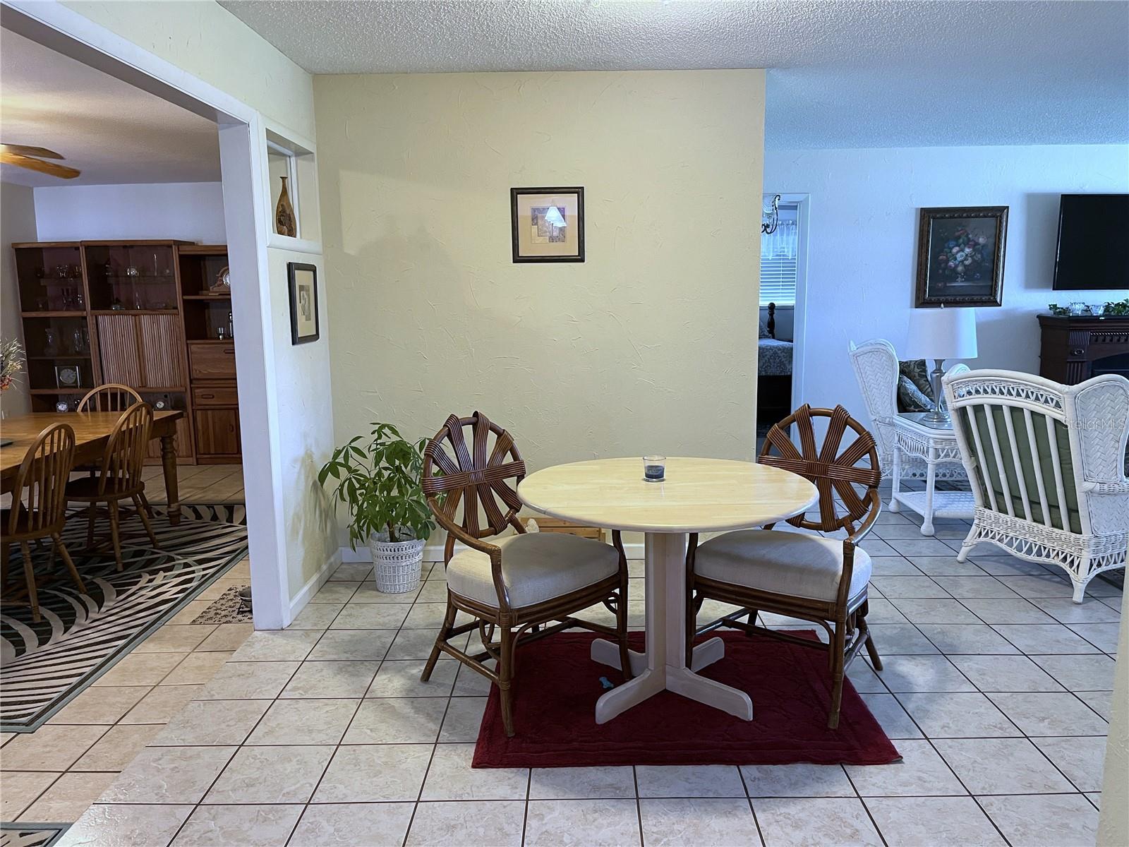 Image 8 of 31 For 6016 45th Avenue Drive W