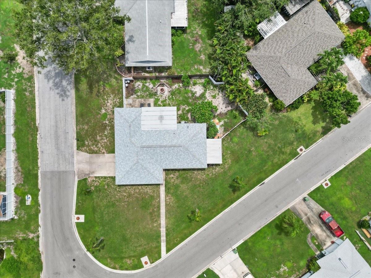 Image 47 of 50 For 3105 Oxford Drive W