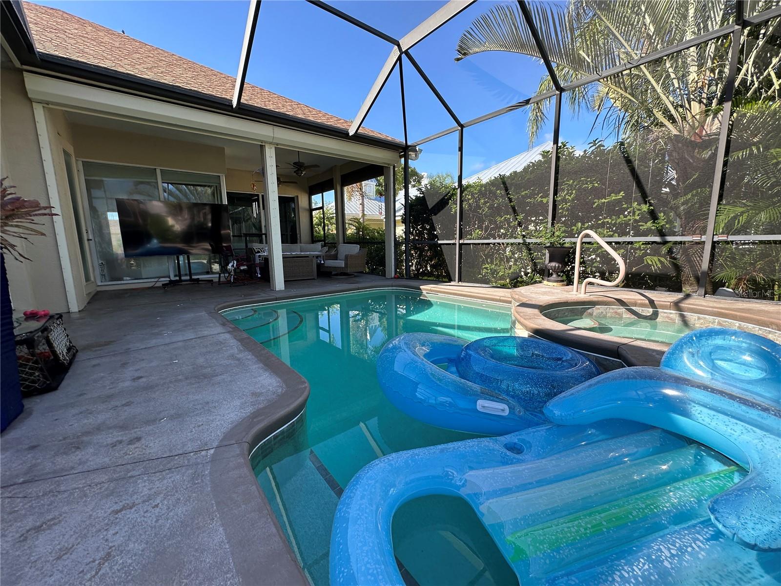 Image 35 of 44 For 4727 Spinnaker Drive