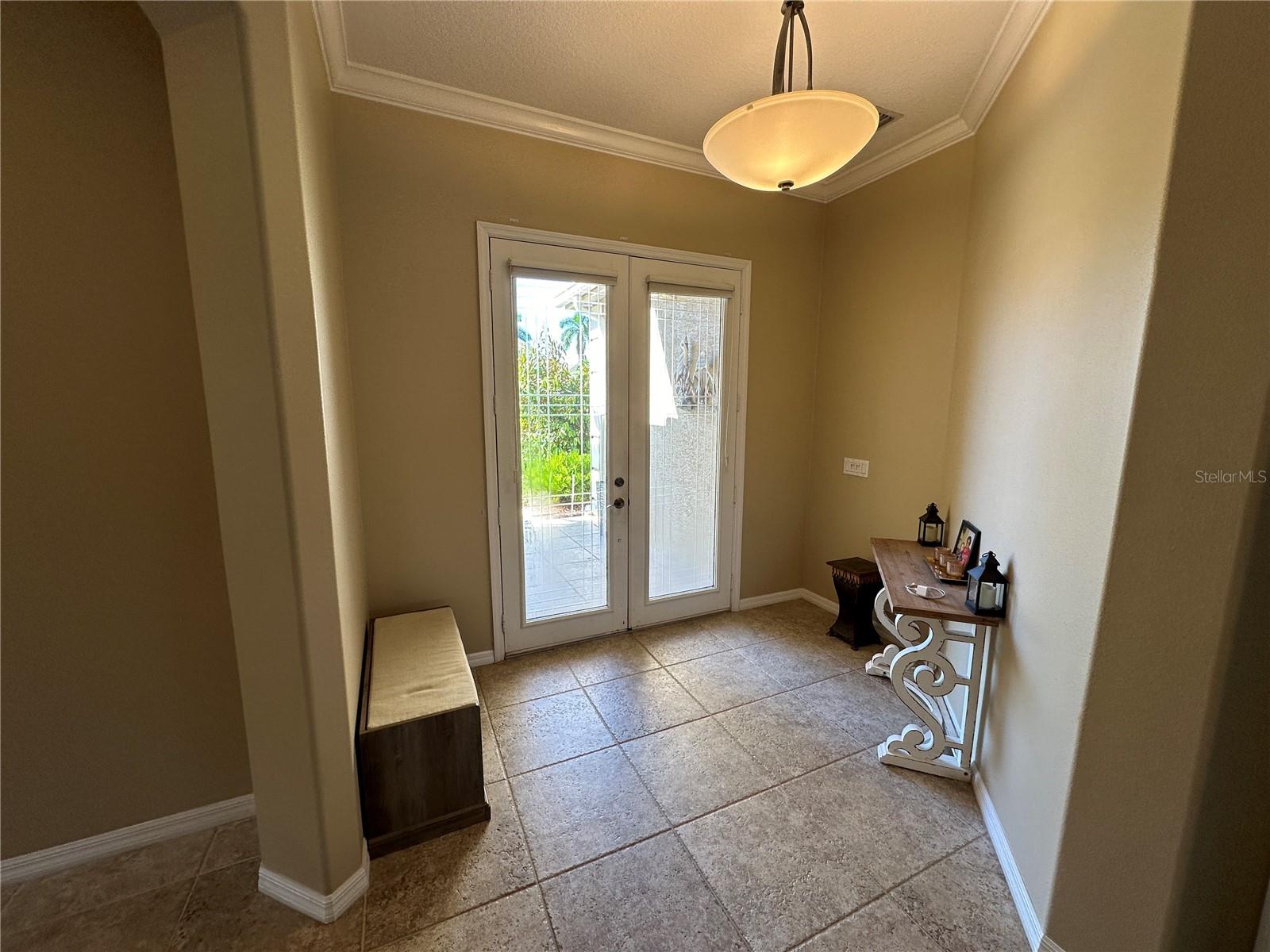 Image 4 of 44 For 4727 Spinnaker Drive