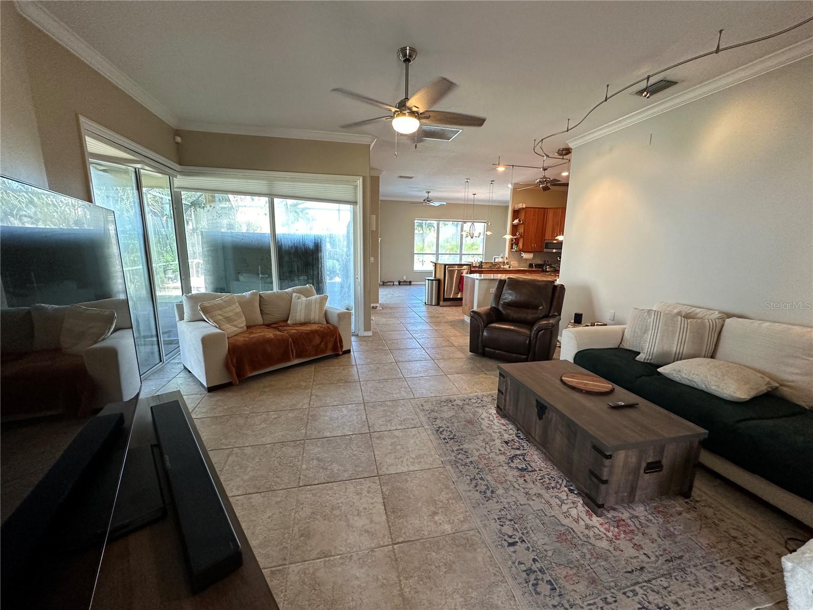 Image 7 of 44 For 4727 Spinnaker Drive