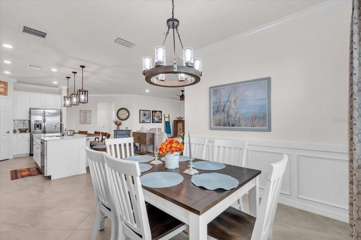 Image 16 of 51 For 10051 Crooked Creek Drive 202