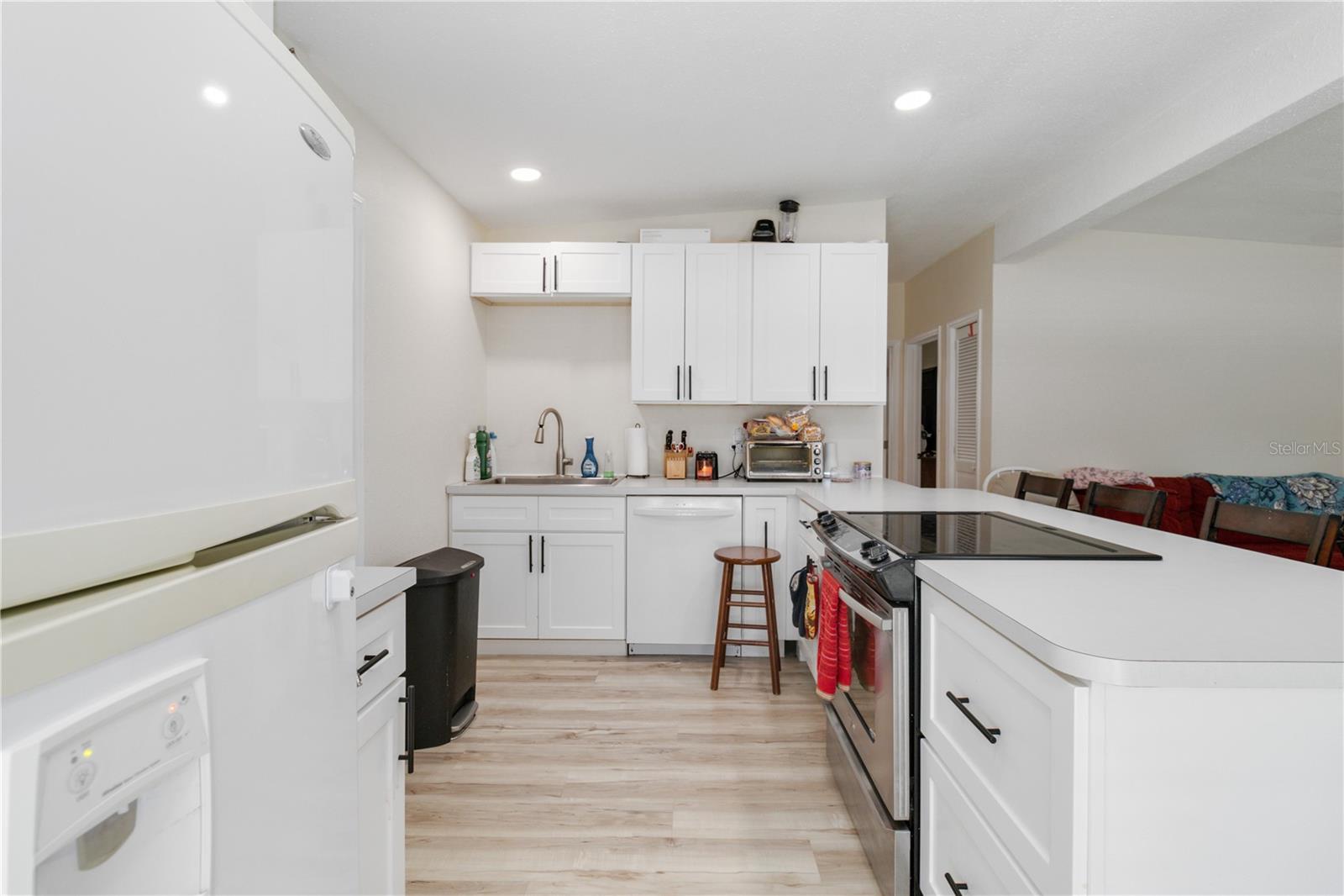 Image 9 of 15 For 5035 Webber Street