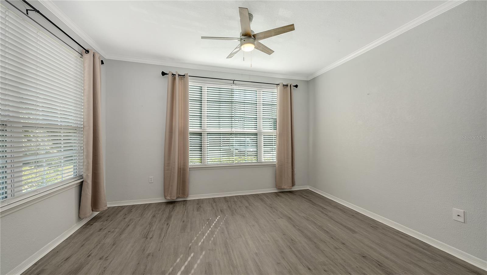 Image 3 of 45 For 5531 Rosehill Road 103