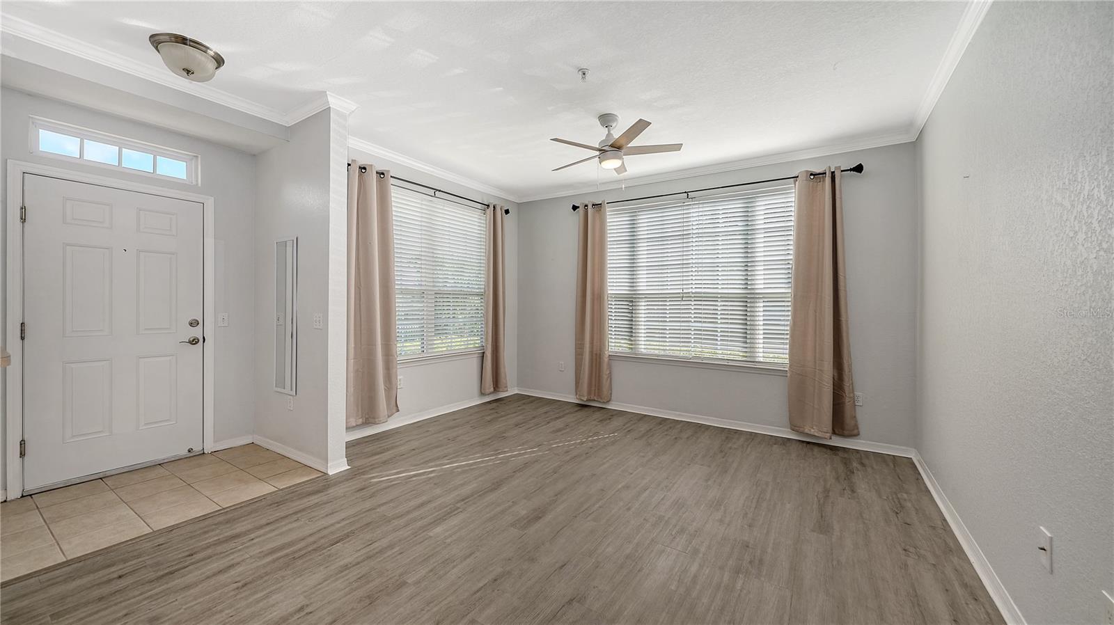 Image 6 of 45 For 5531 Rosehill Road 103