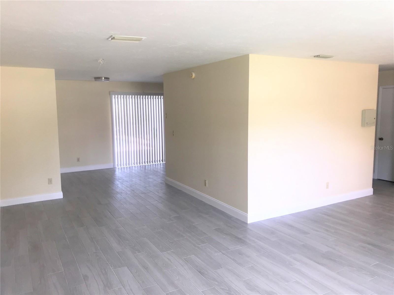 Image 10 of 39 For 8305 12th Avenue Drive Nw