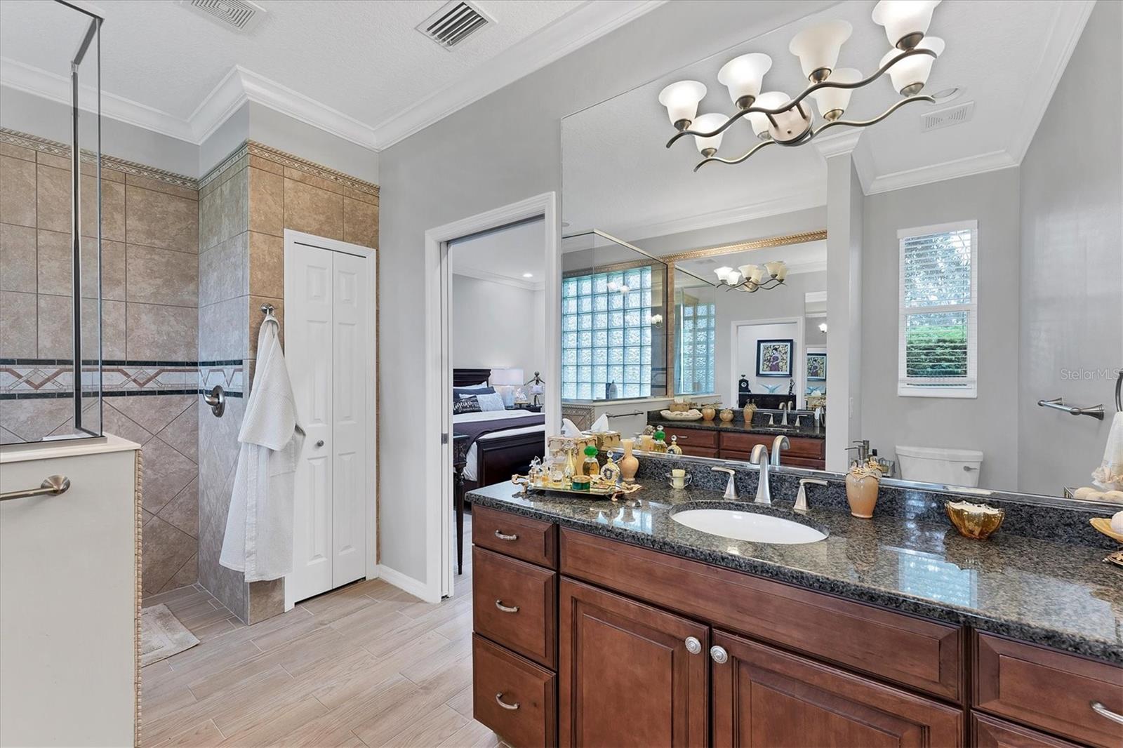 Image 20 of 48 For 7906 Ashley Circle