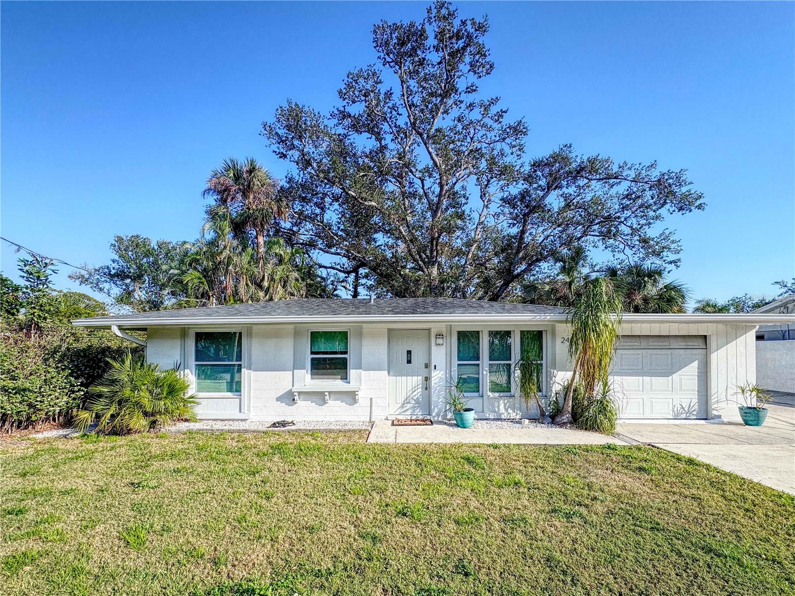 Details for 240 Pocono Trail E, NOKOMIS, FL 34275
