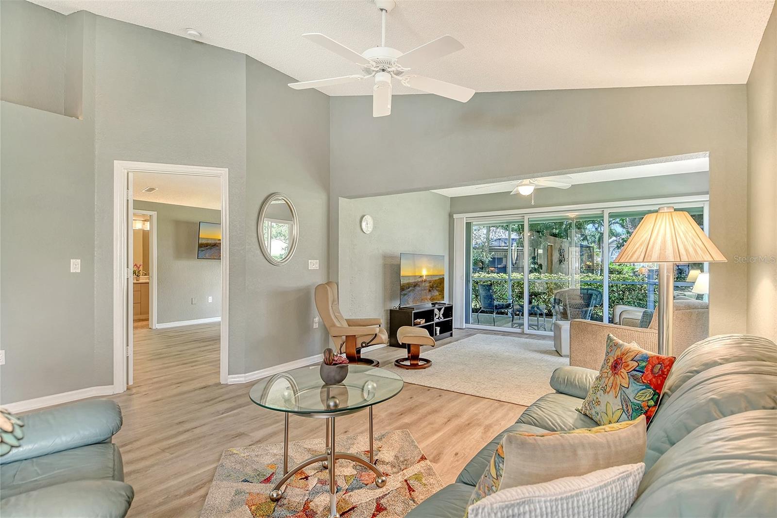 Image 13 of 46 For 4920 Linsey Court