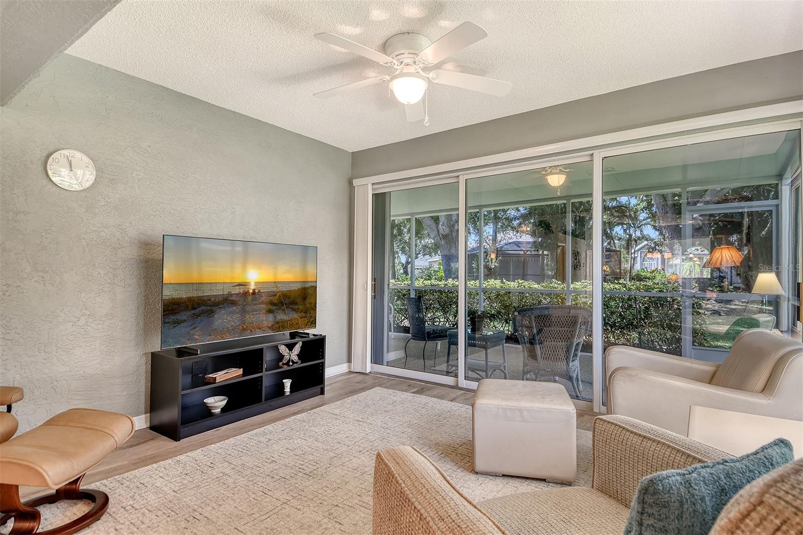 Image 18 of 46 For 4920 Linsey Court