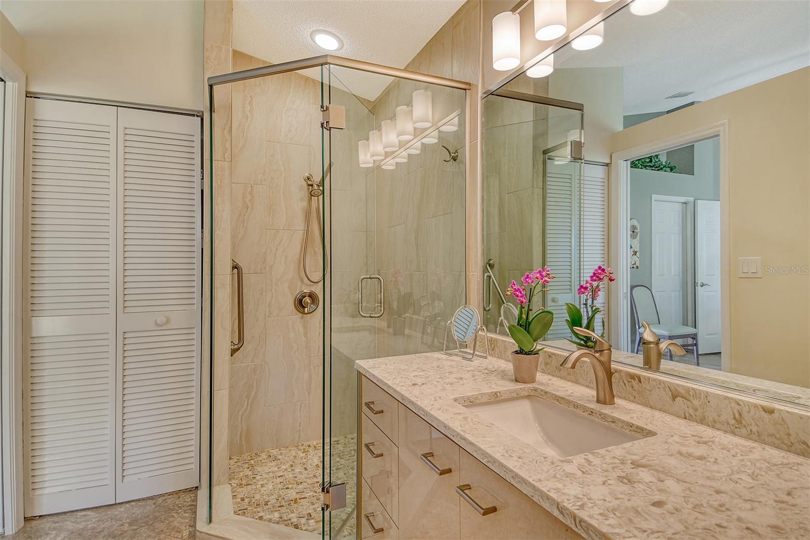 Image 23 of 46 For 4920 Linsey Court