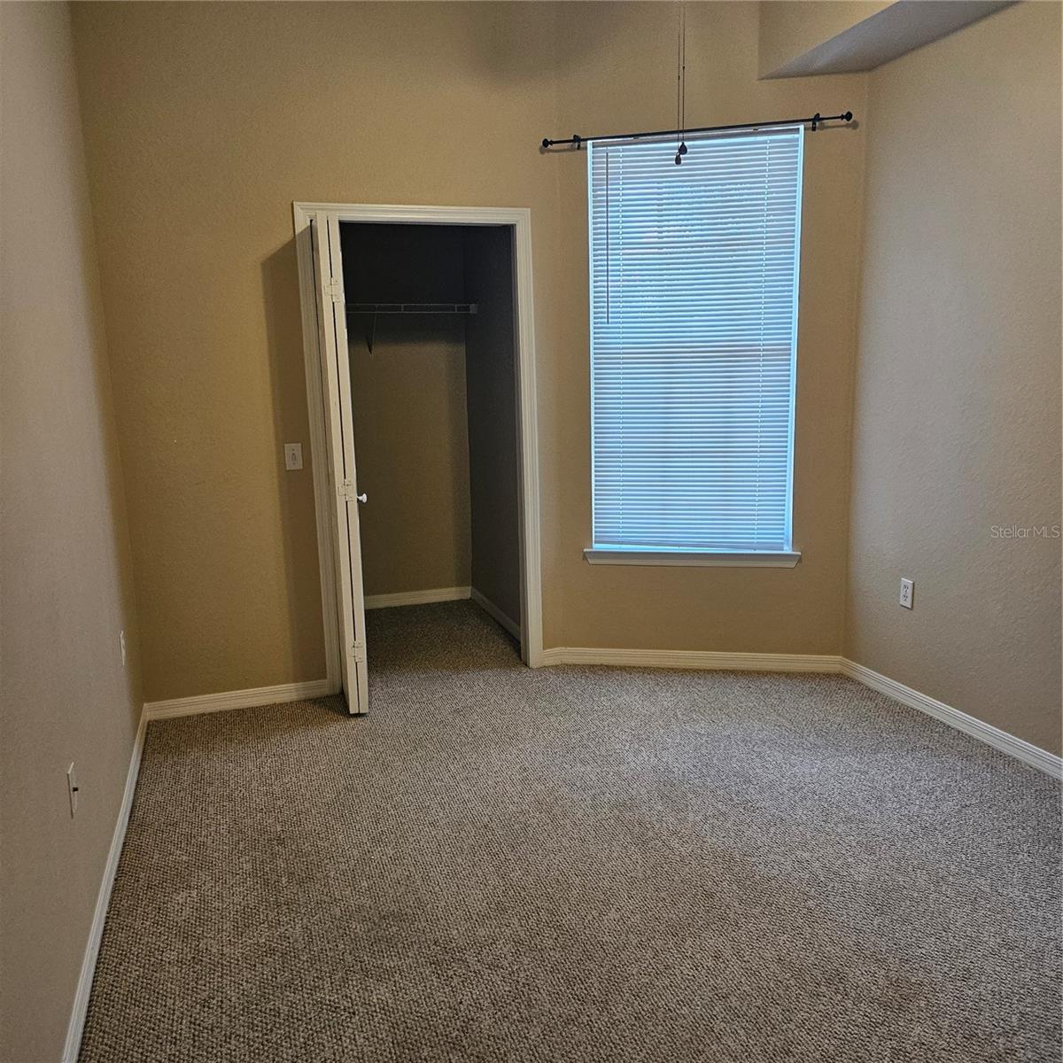 Image 11 of 29 For 5174 Northridge Road 302