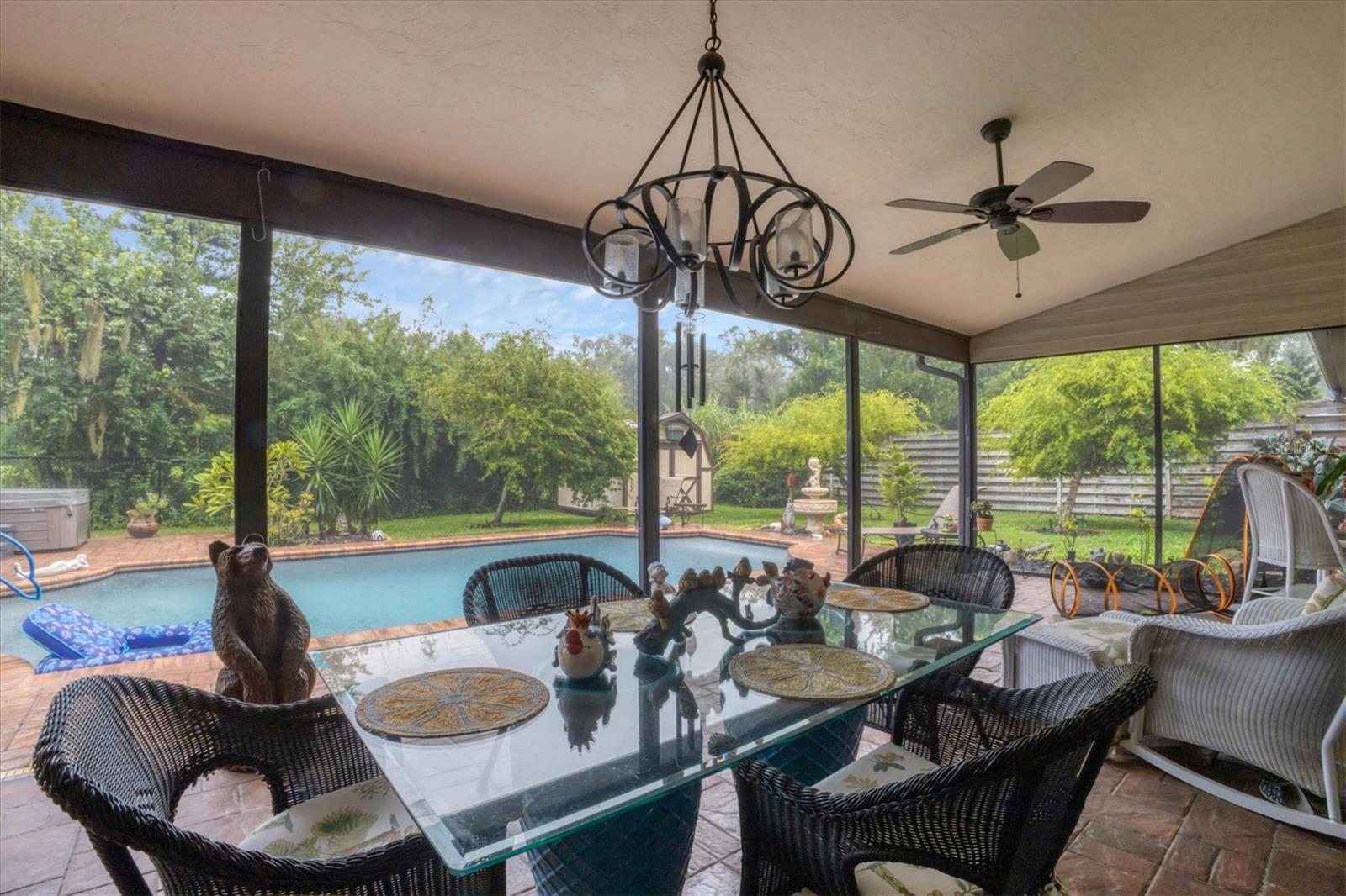 Image 30 of 42 For 7326 Leewynn Drive