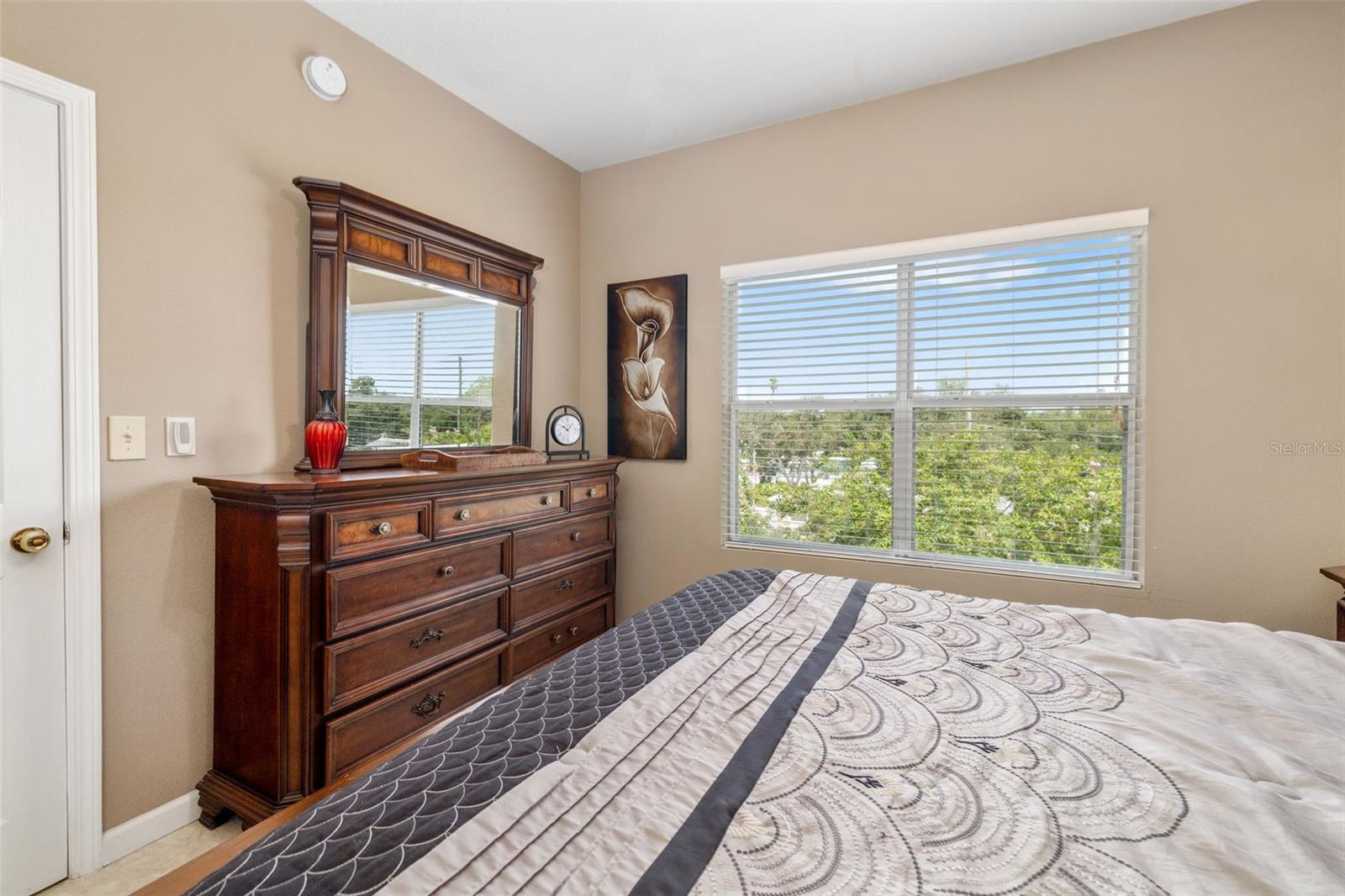 Image 15 of 48 For 10764 70th Avenue 1304