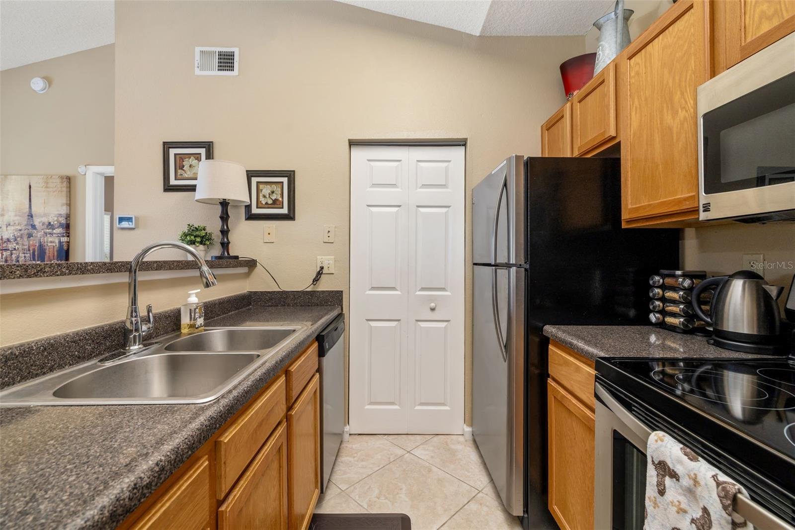 Image 7 of 48 For 10764 70th Avenue 1304
