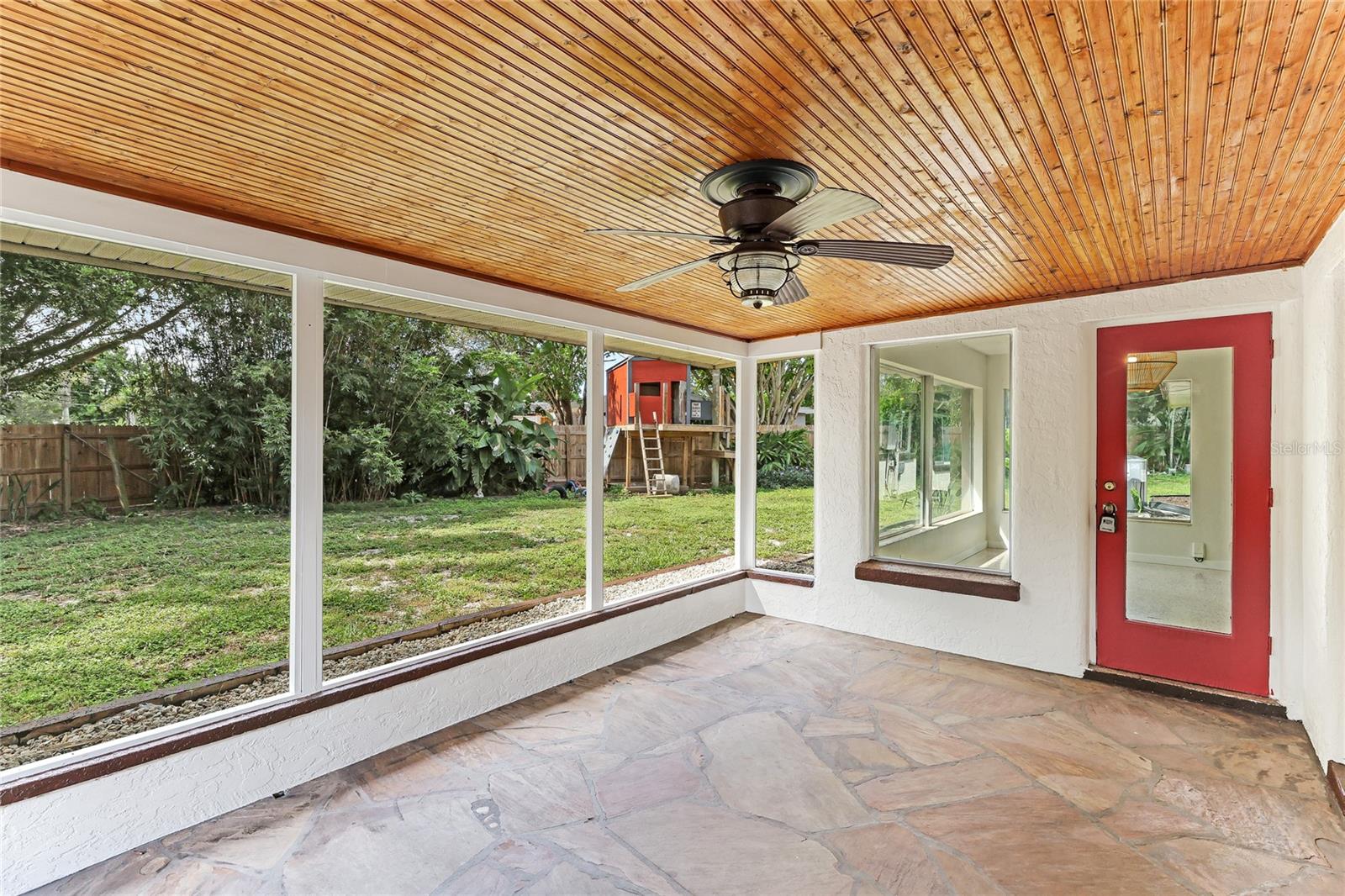 Image 11 of 38 For 2618 Valencia Drive