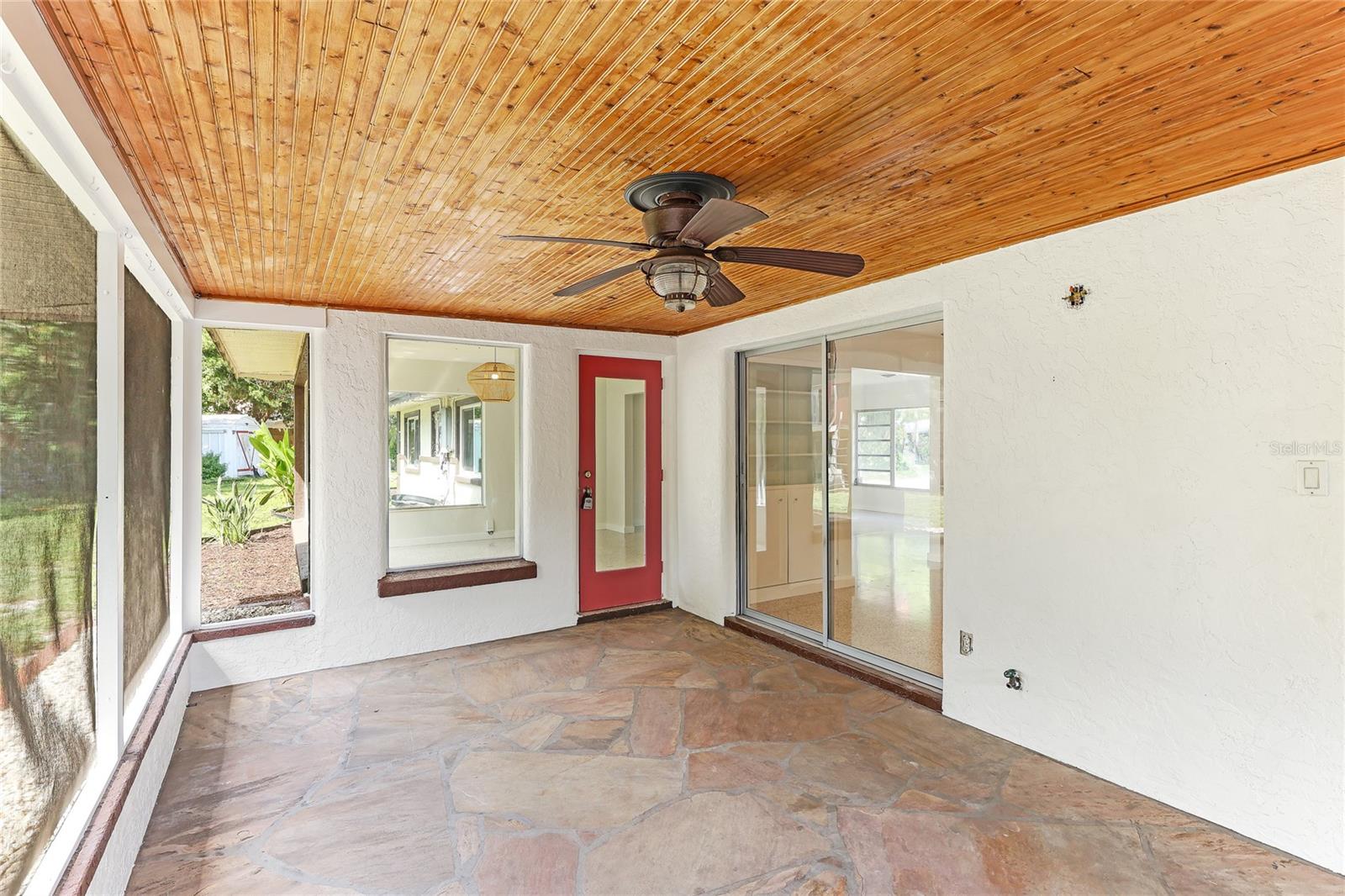 Image 12 of 38 For 2618 Valencia Drive