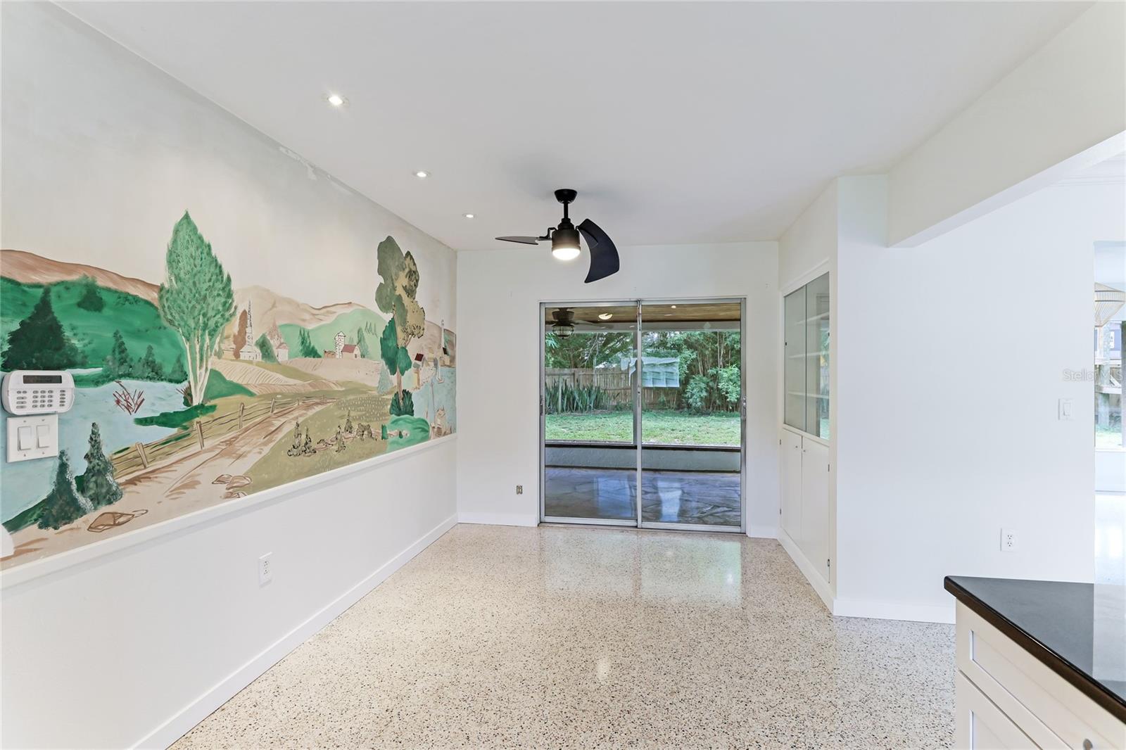 Image 24 of 38 For 2618 Valencia Drive