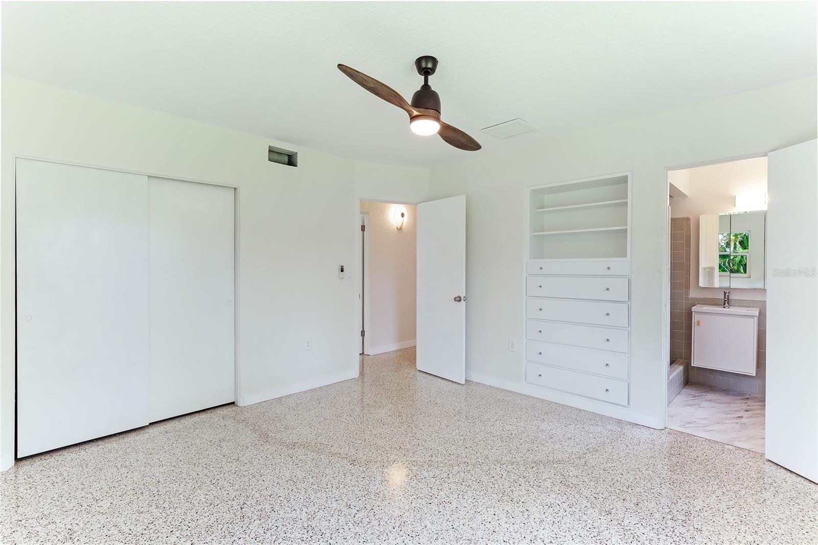 Image 28 of 38 For 2618 Valencia Drive