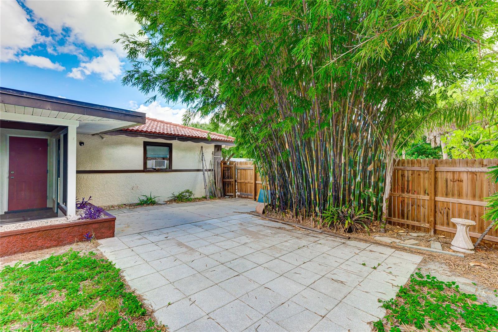 Image 37 of 38 For 2618 Valencia Drive
