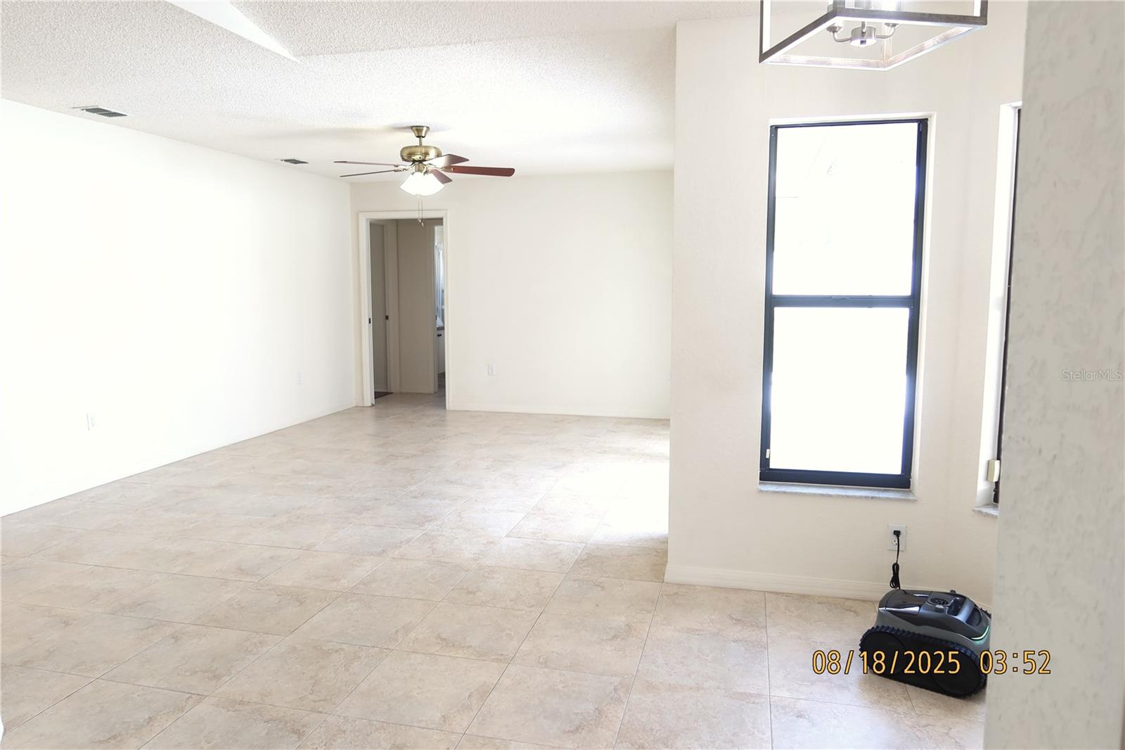 Image 11 of 35 For 1061 Archway Drive
