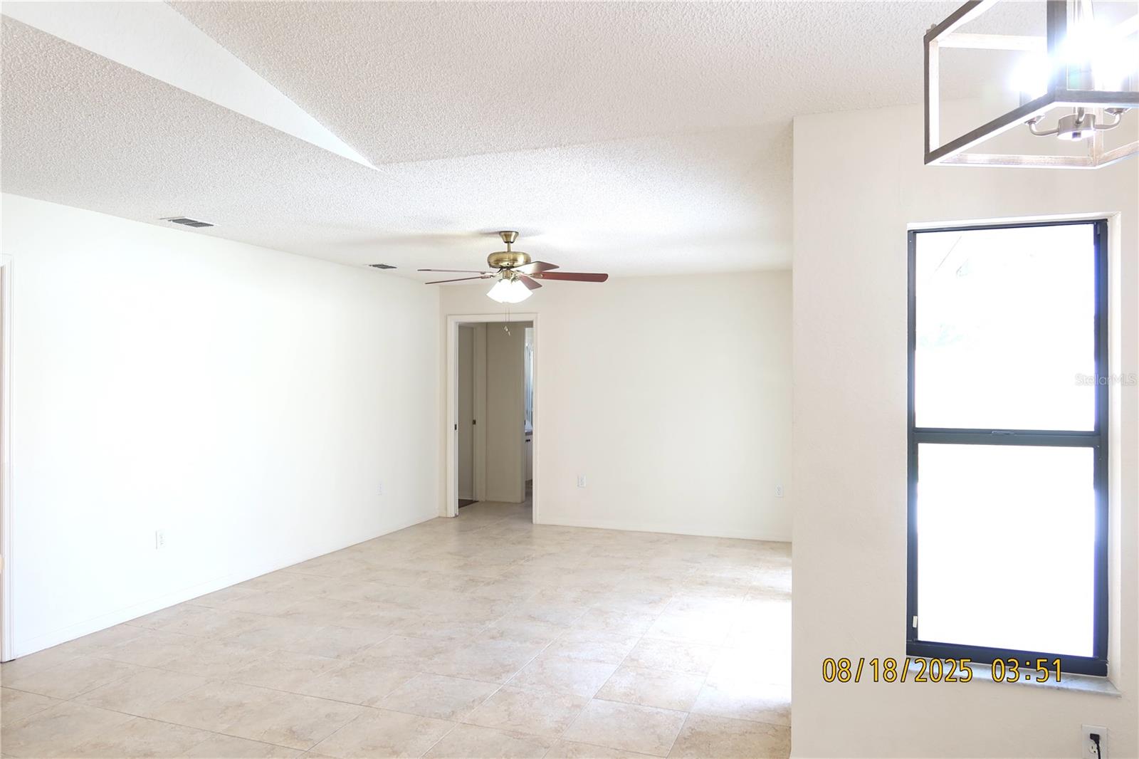 Image 15 of 35 For 1061 Archway Drive