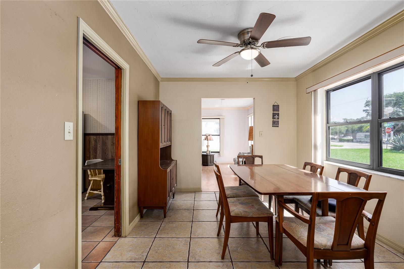 Image 9 of 29 For 2605 27th Avenue Drive W