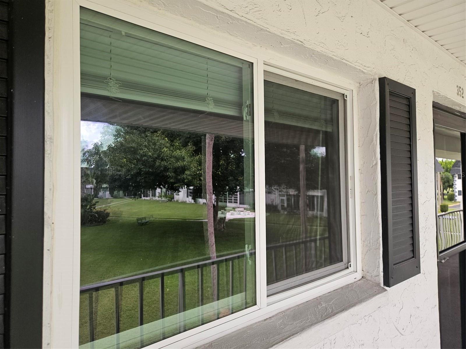 Image 2 of 14 For 303 47th Avenue Dr W  352
