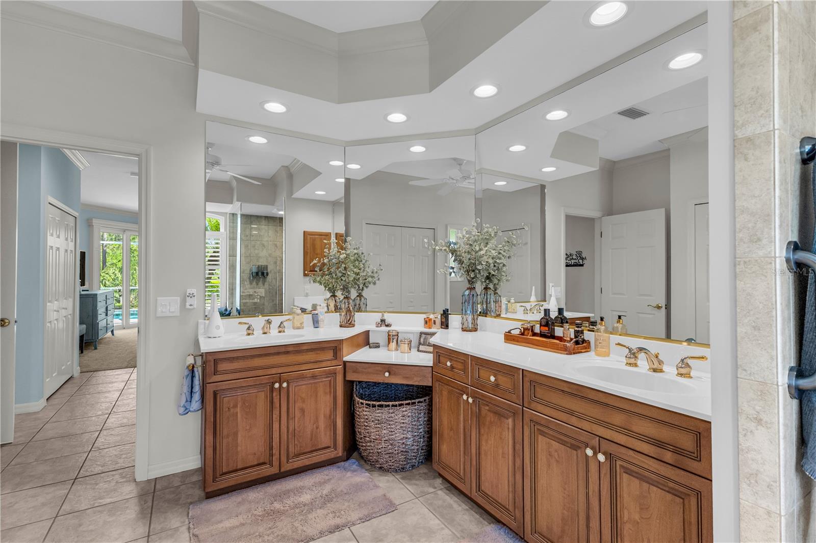 Image 22 of 45 For 8049 Waterview Boulevard