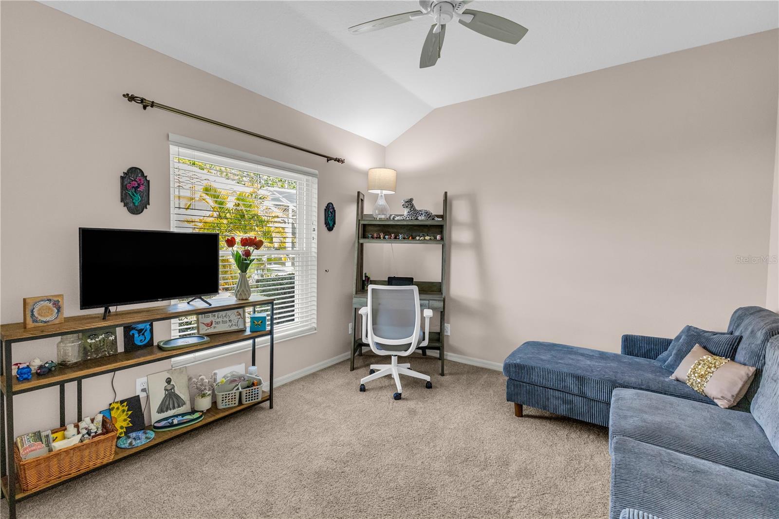 Image 28 of 45 For 8049 Waterview Boulevard