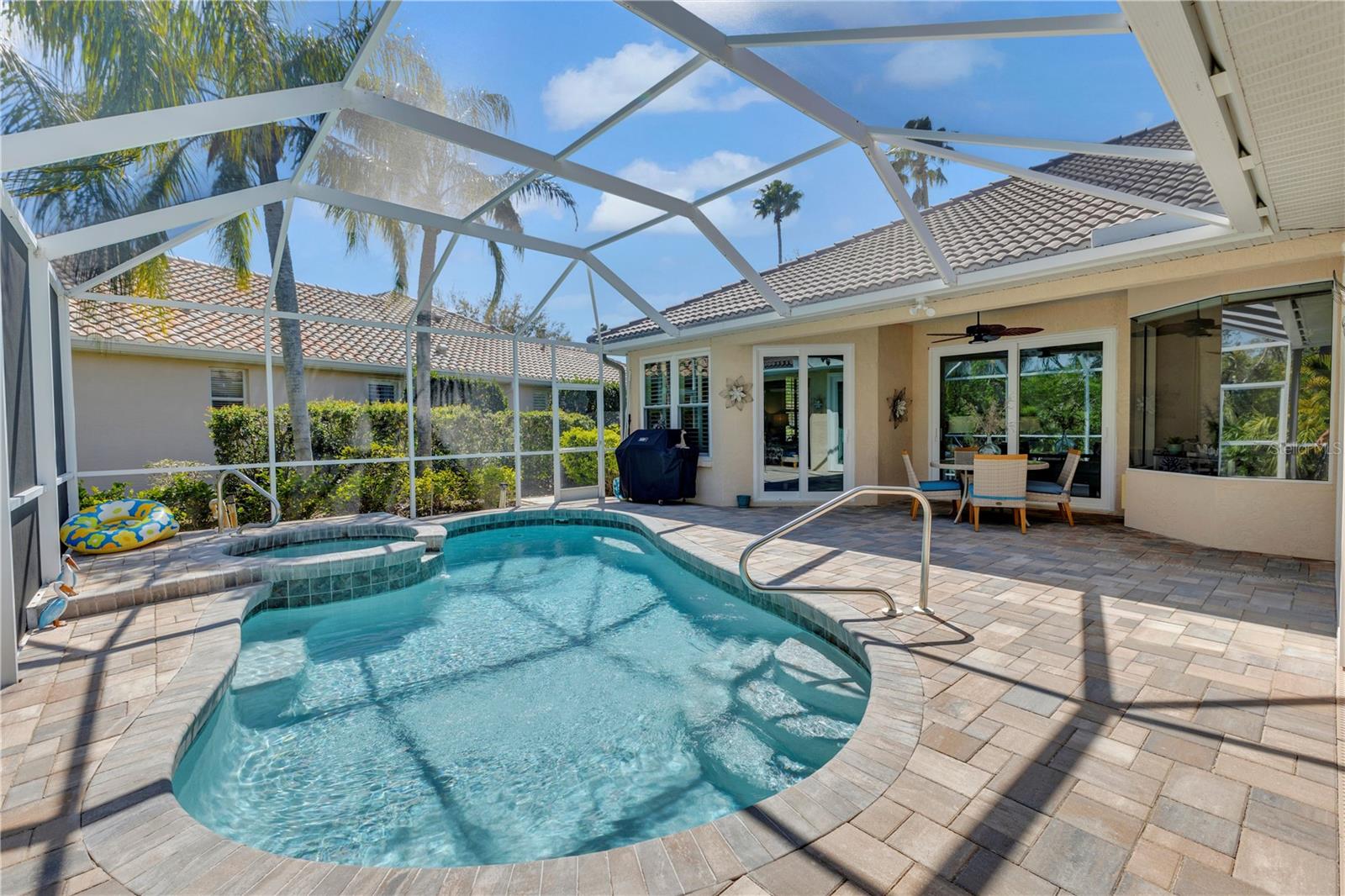 Image 33 of 45 For 8049 Waterview Boulevard