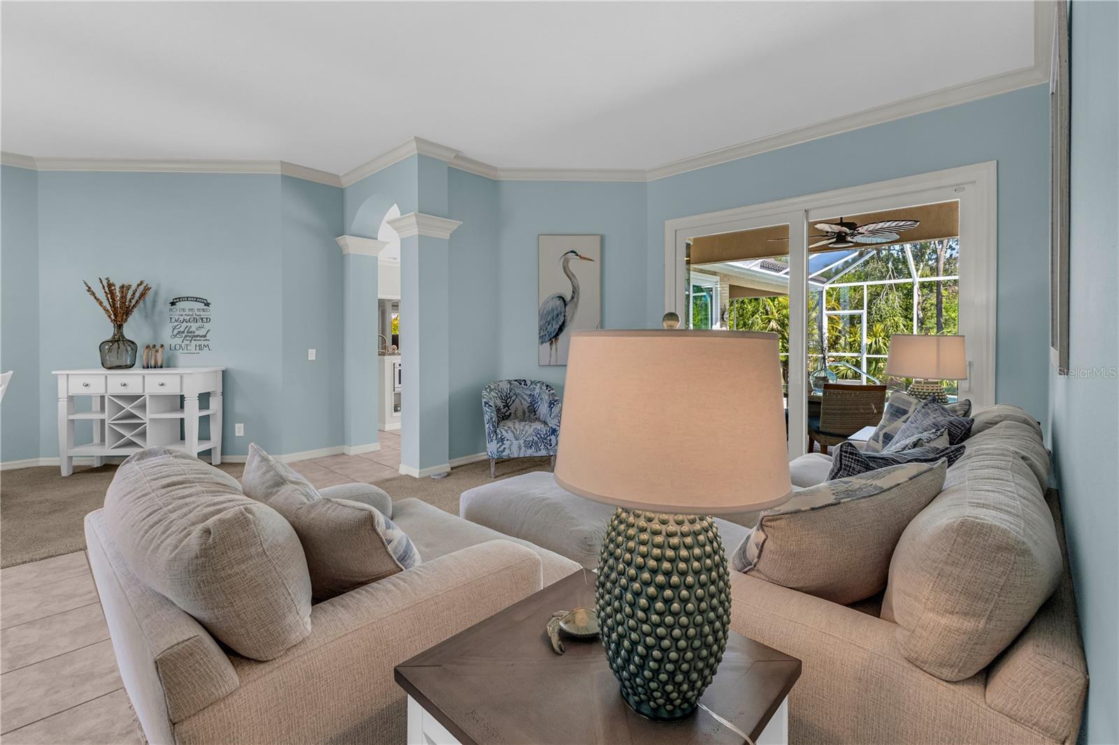Image 8 of 45 For 8049 Waterview Boulevard