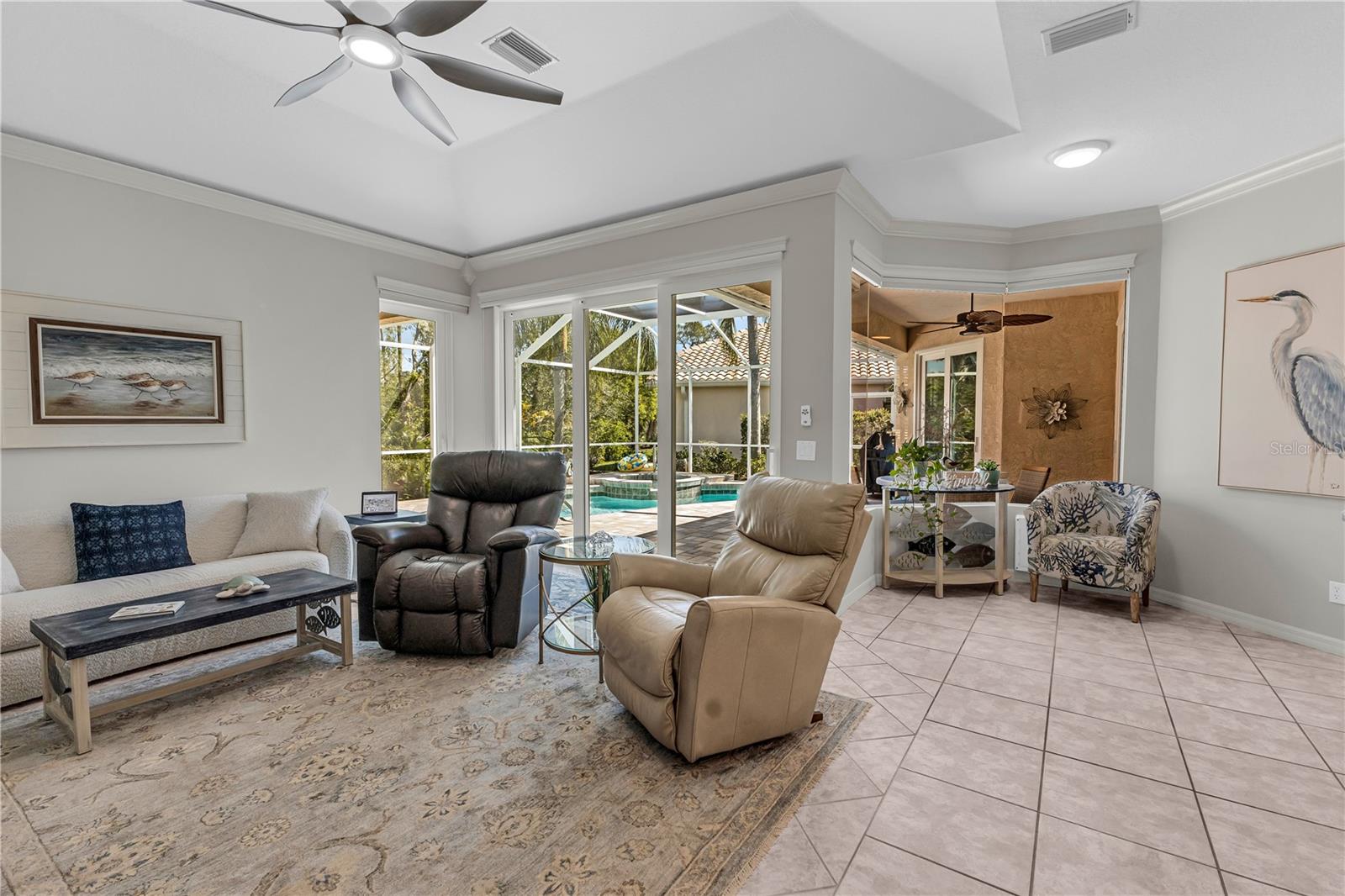 Image 9 of 45 For 8049 Waterview Boulevard