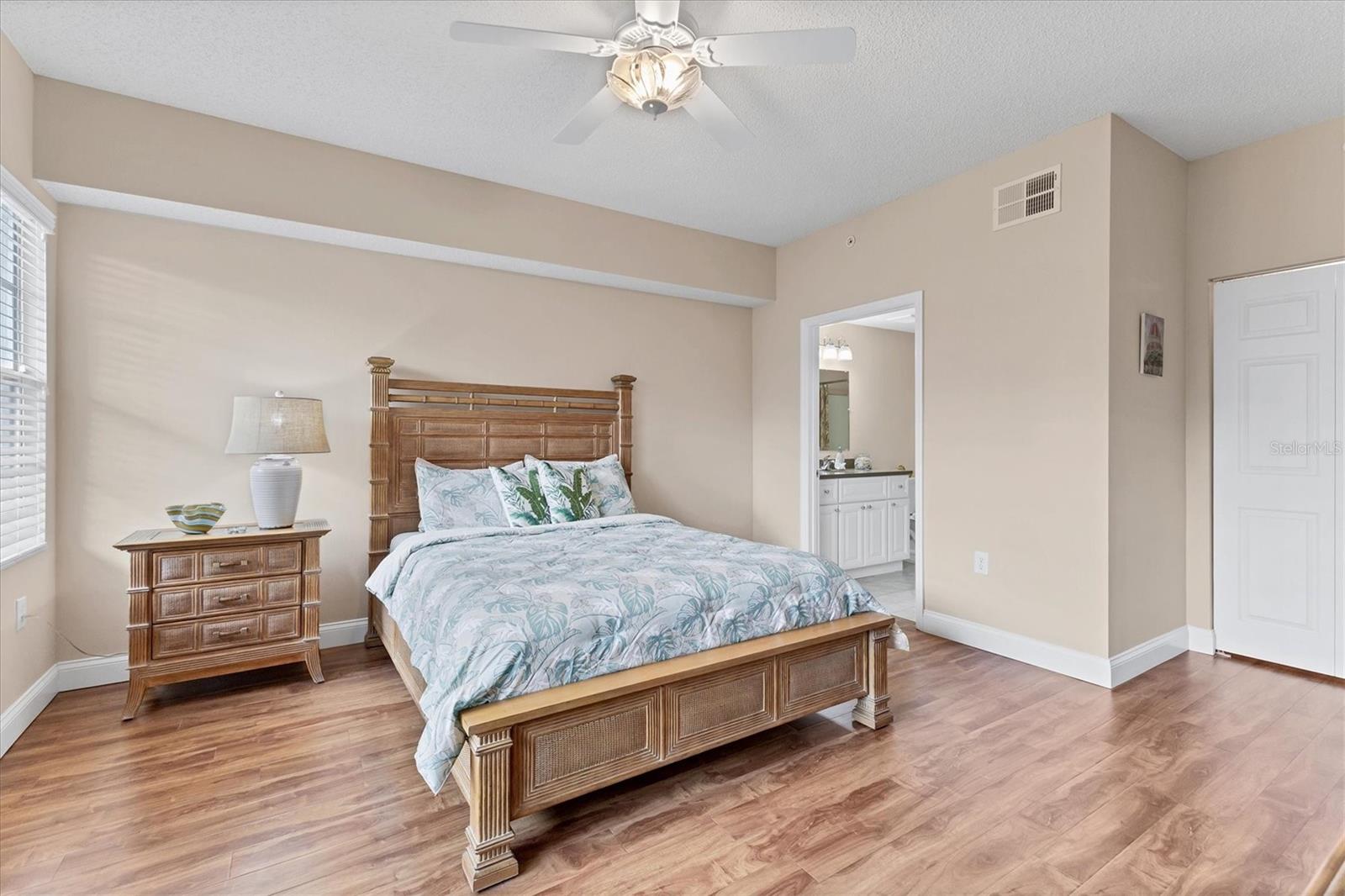 Image 23 of 96 For 5552 Bentgrass Drive 7-101