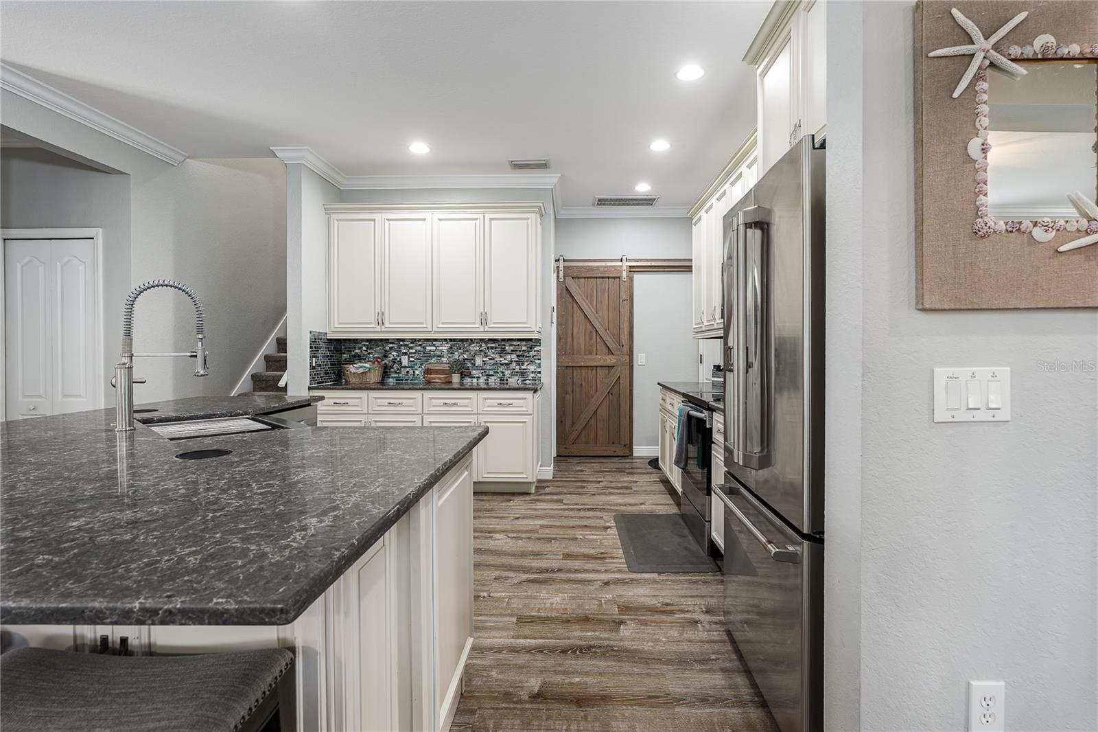 Image 10 of 41 For 9058 39th Street Circle E