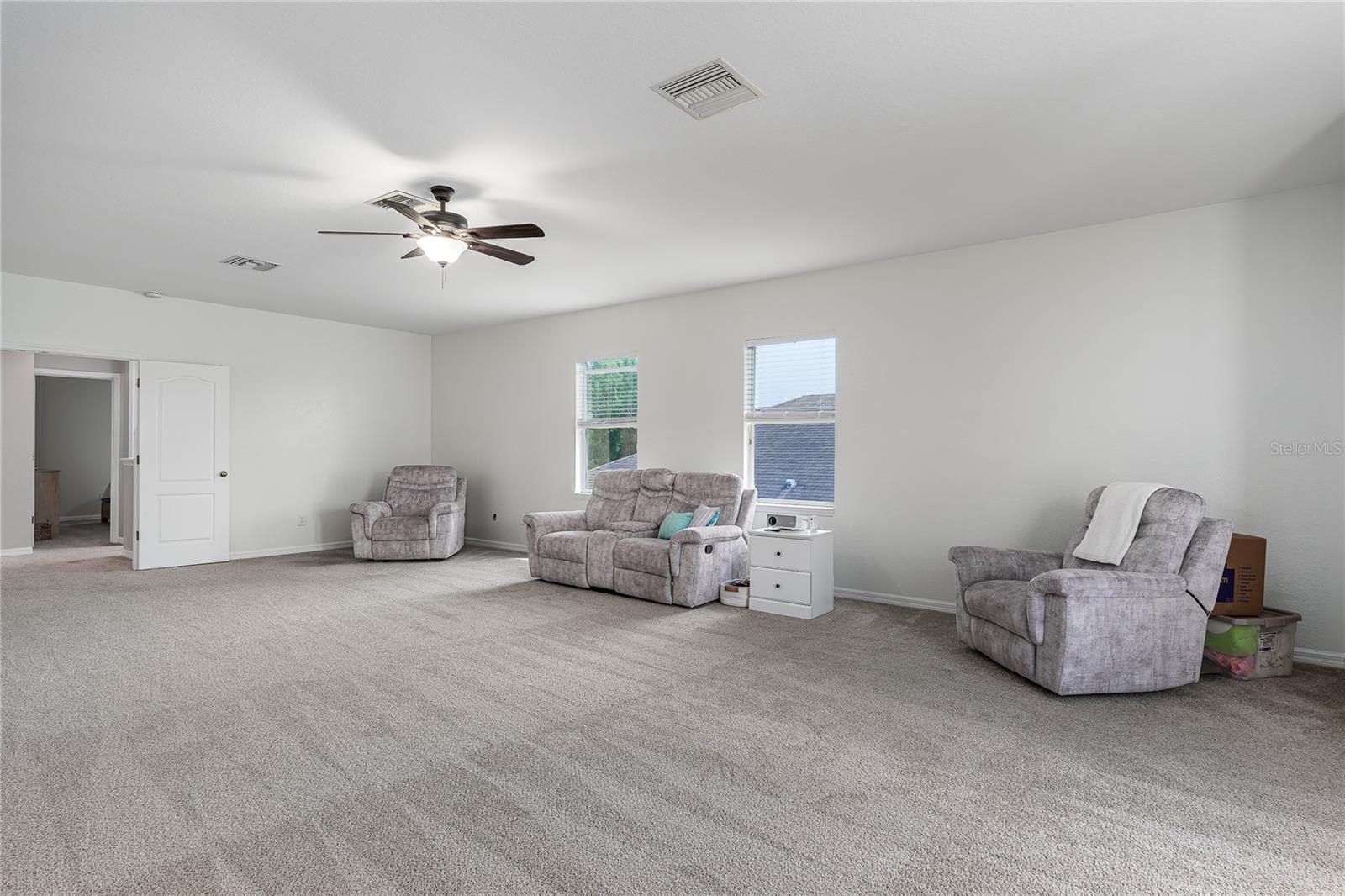 Image 18 of 41 For 9058 39th Street Circle E