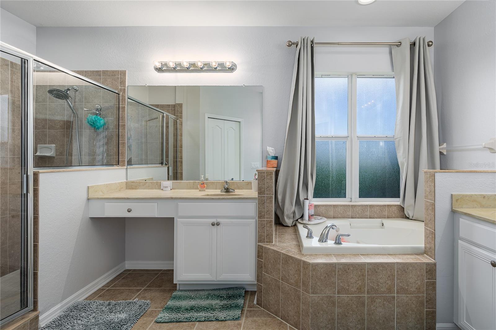 Image 25 of 41 For 9058 39th Street Circle E