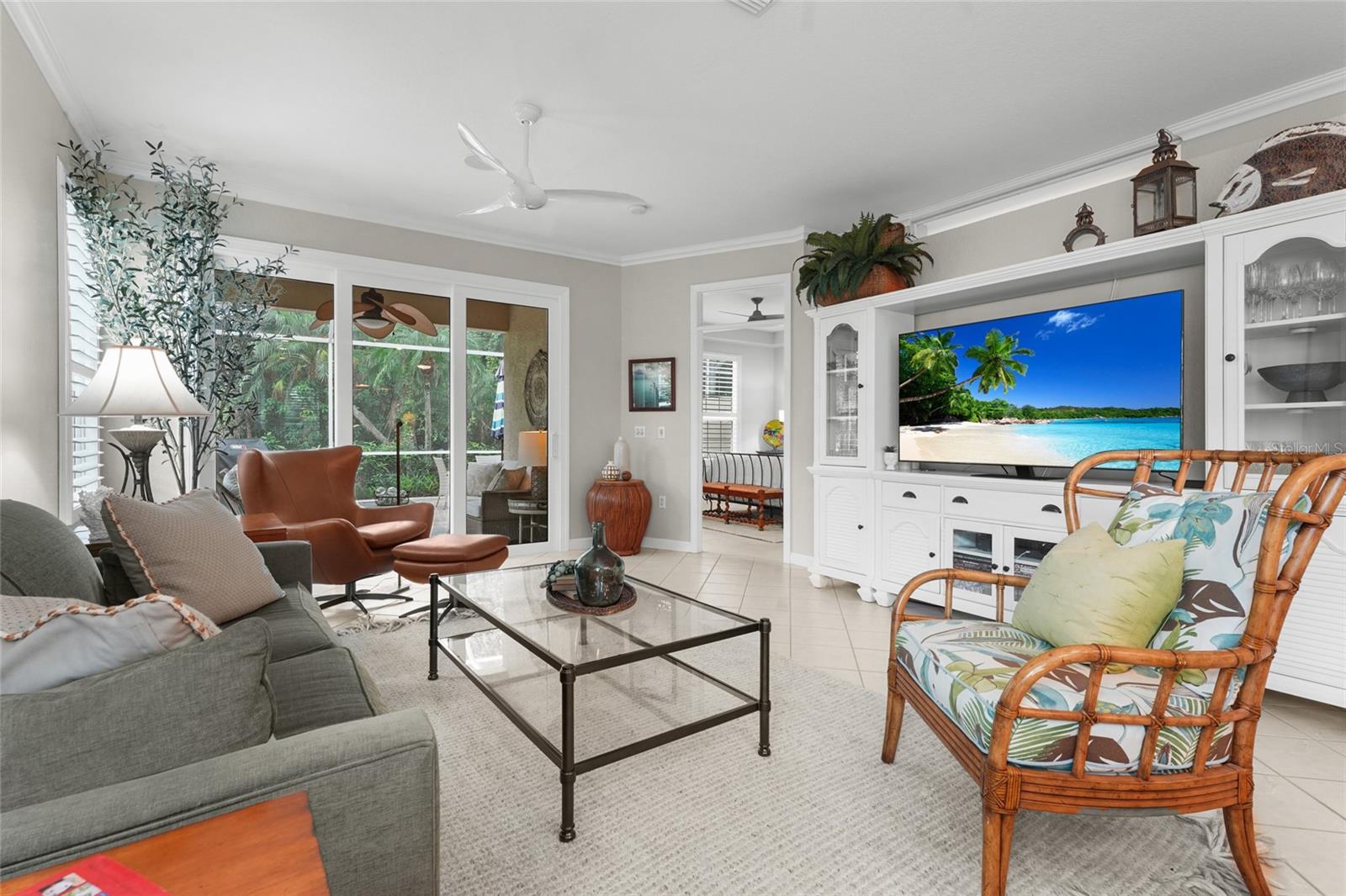 Image 12 of 54 For 4840 Lakescene Place