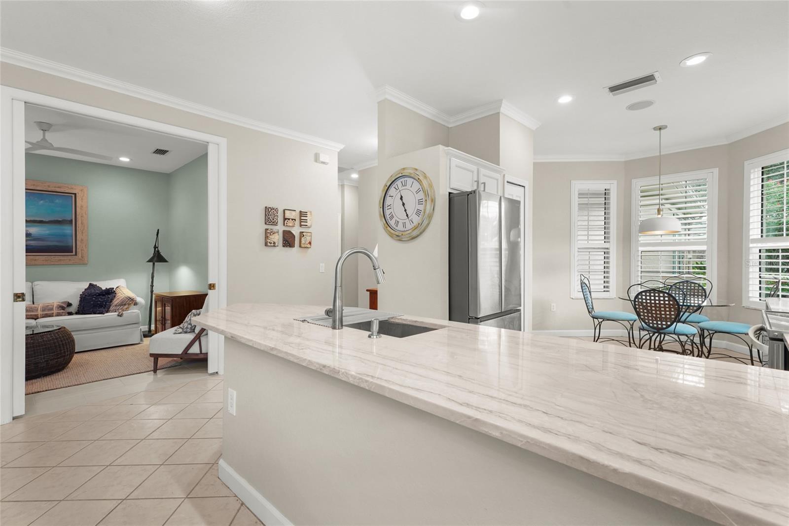 Image 18 of 54 For 4840 Lakescene Place